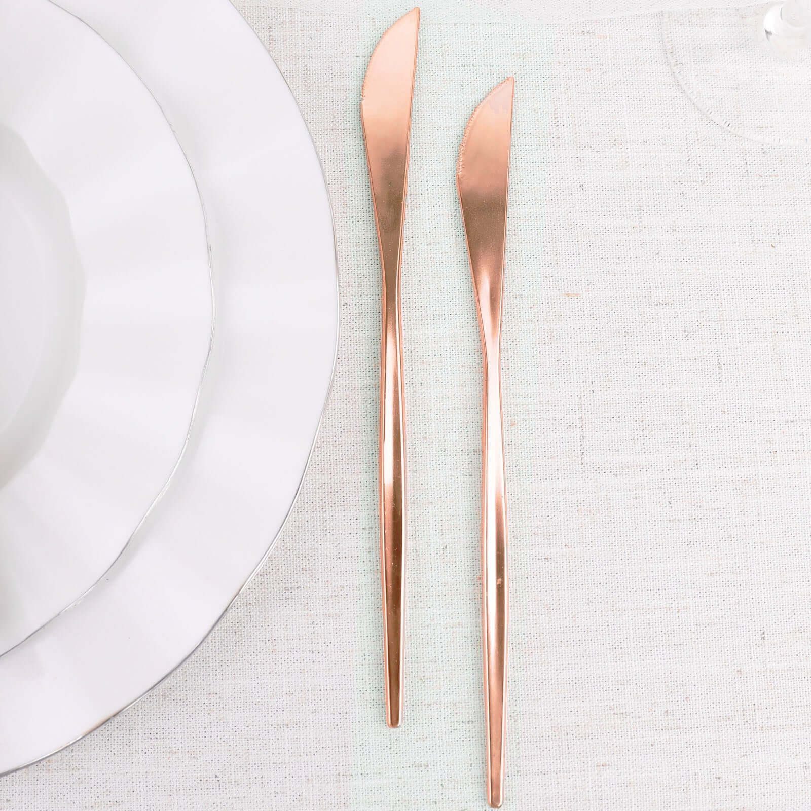Premium 24-Pack Disposable Rose Gold Plastic Knives - 8.5 Inches