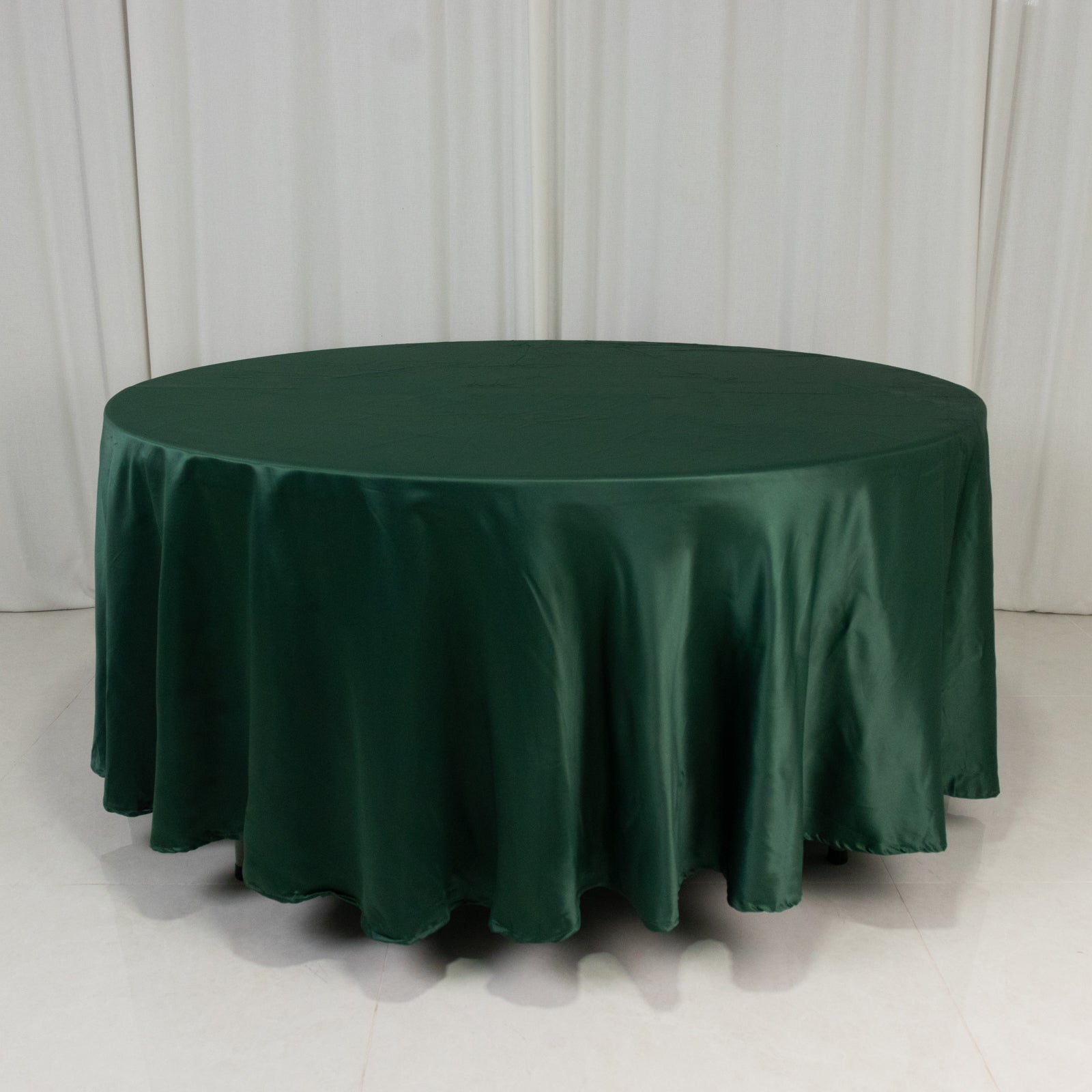 Lamour Satin Round Tablecloth in Hunter Emerald Green - Durable, Silk-Like & Ideal for Events
