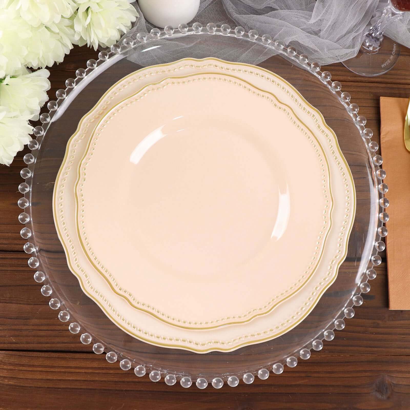 10-Piece Disposable Plastic Dinner Plates in Nude with Gold Scalloped Rim - Ideal for Party Supplies