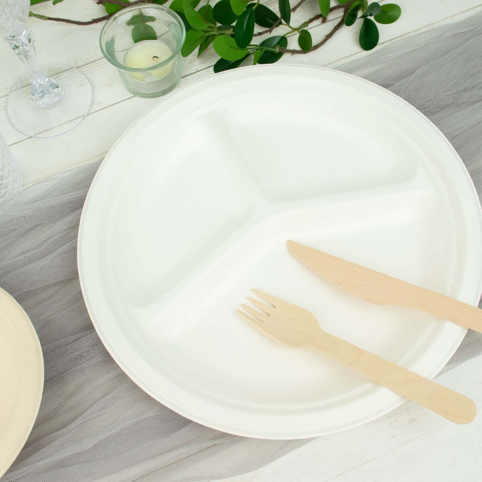 Eco-Friendly 50-Pack White Round 10-Inch 3-Compartment Dinner Plates from Bagasse - Ideal for Events & Catering