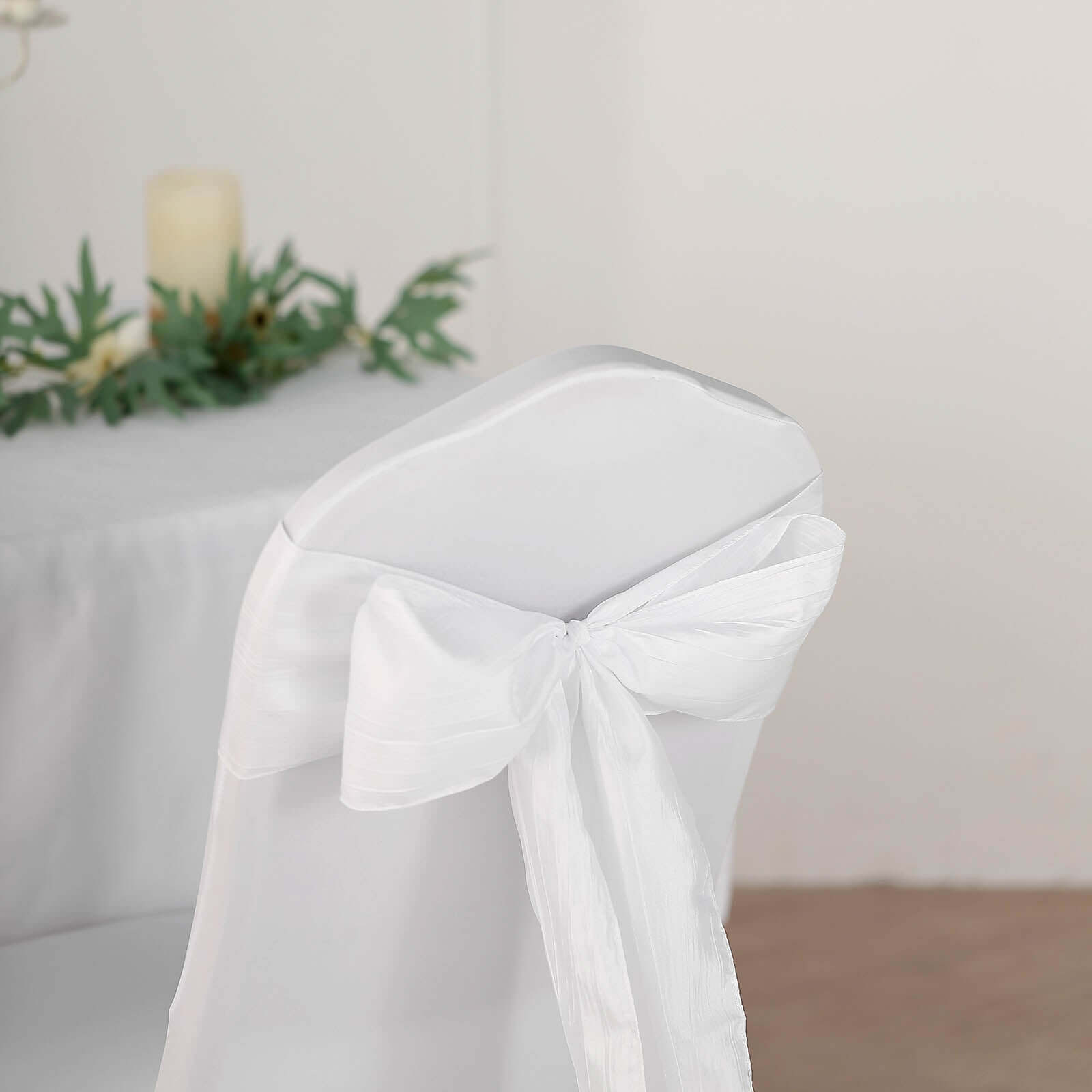 Get 5-Pack White Accordion Crinkle Taffeta Chair Sashes for Stylish Weddings & Gatherings