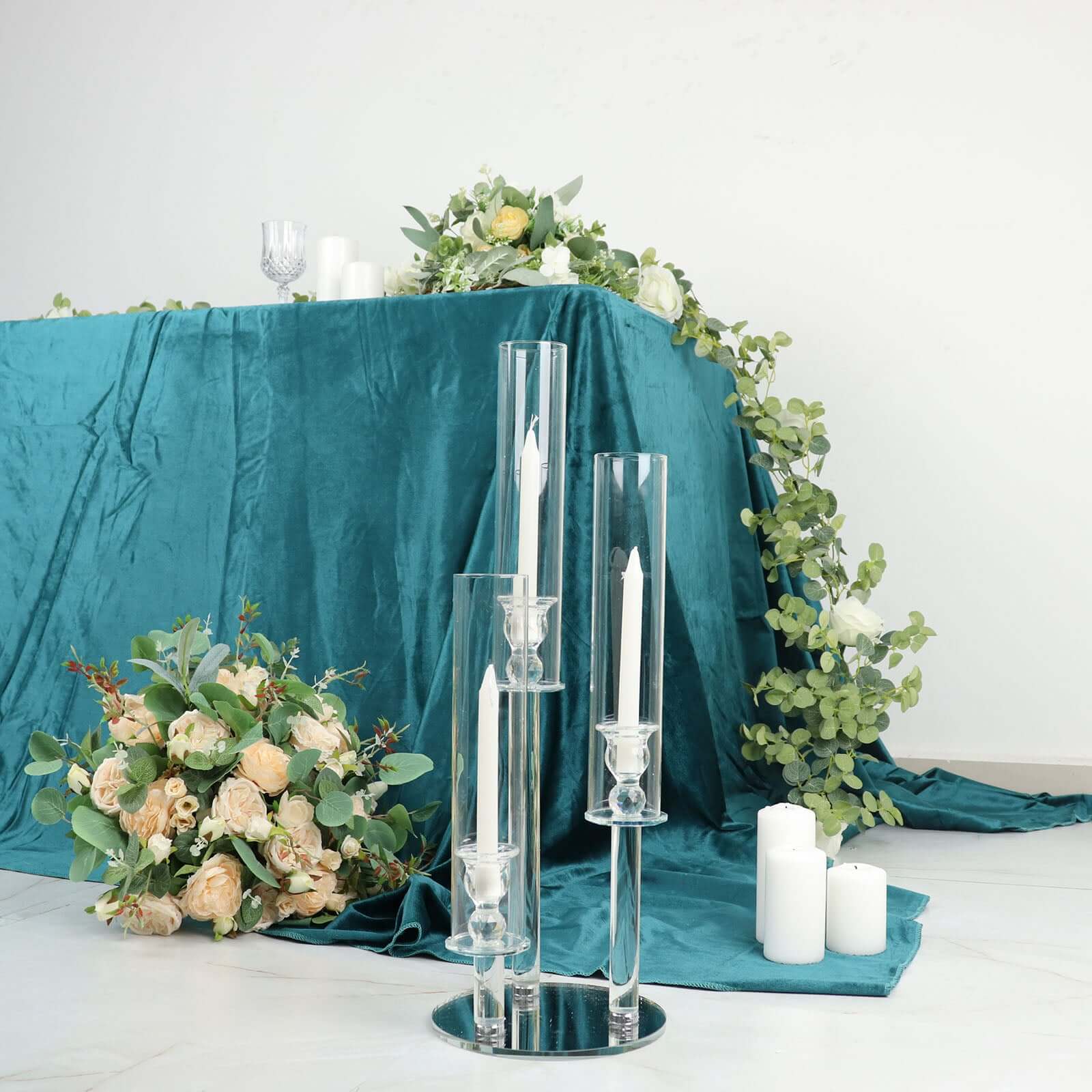 3-Arm Round Crystal Glass Candelabra - Ideal Centerpiece for Weddings and Events