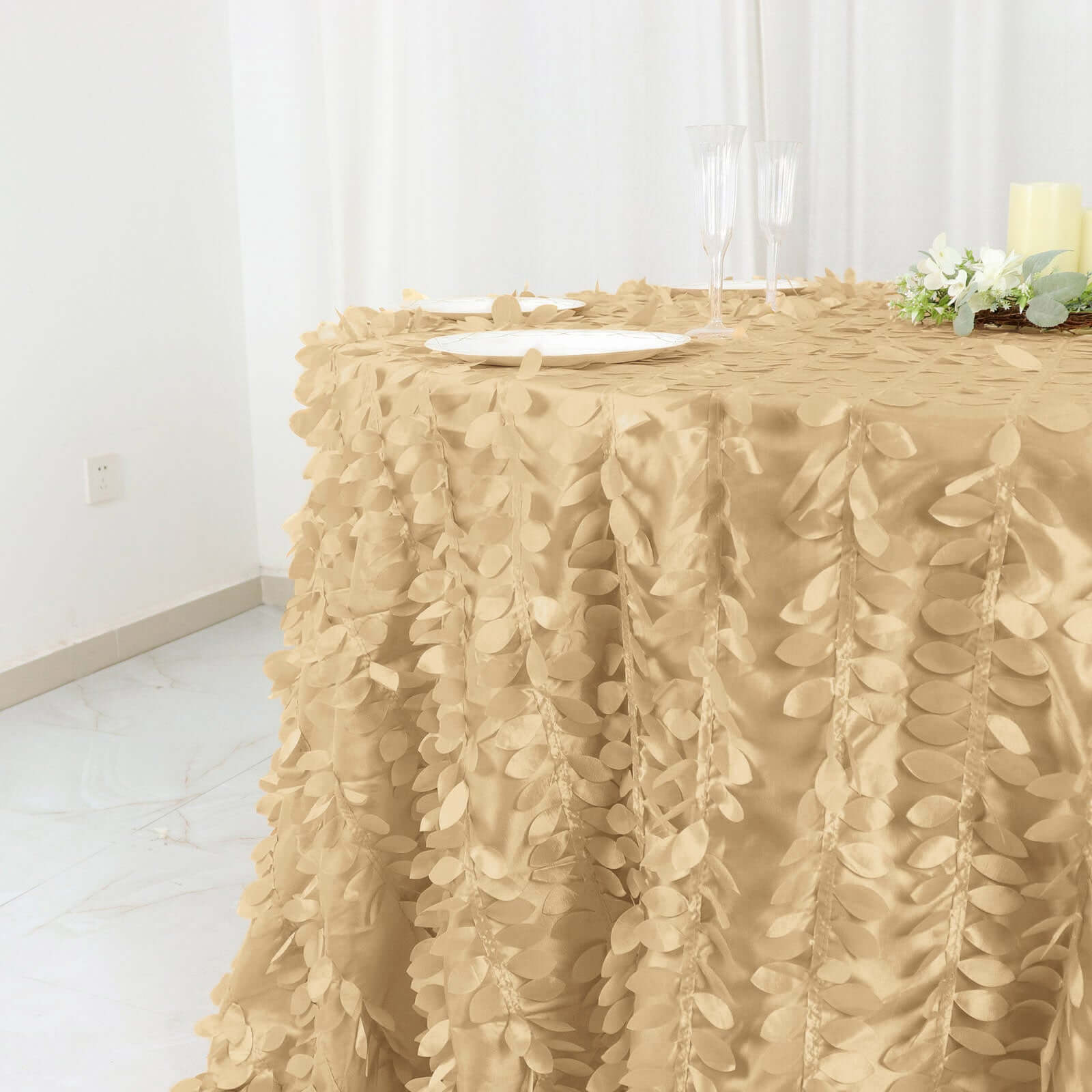 Champagne Taffeta 132