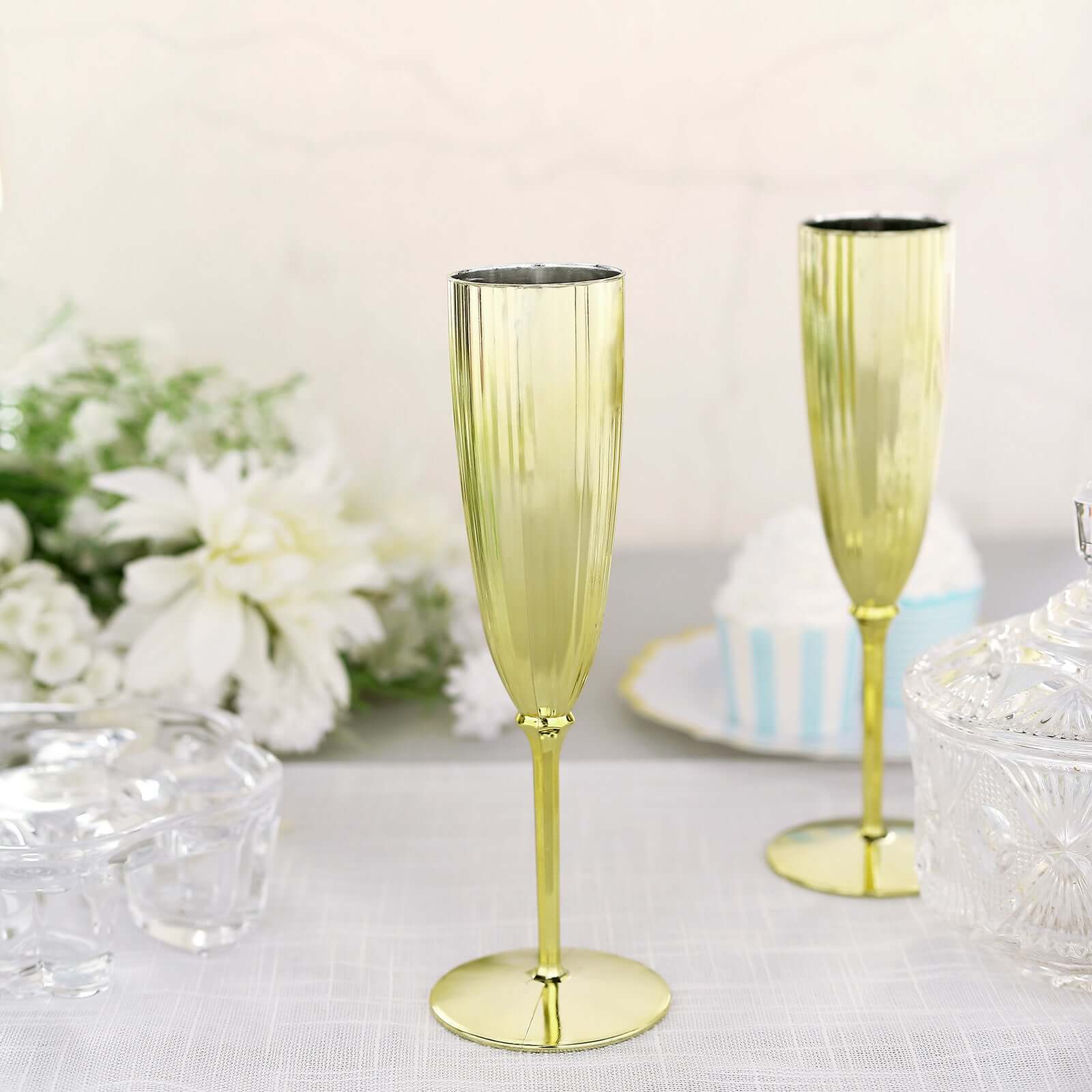 Hot Deal! 6-Pack Metallic Gold Plastic 5oz Disposable Champagne Flutes for Parties