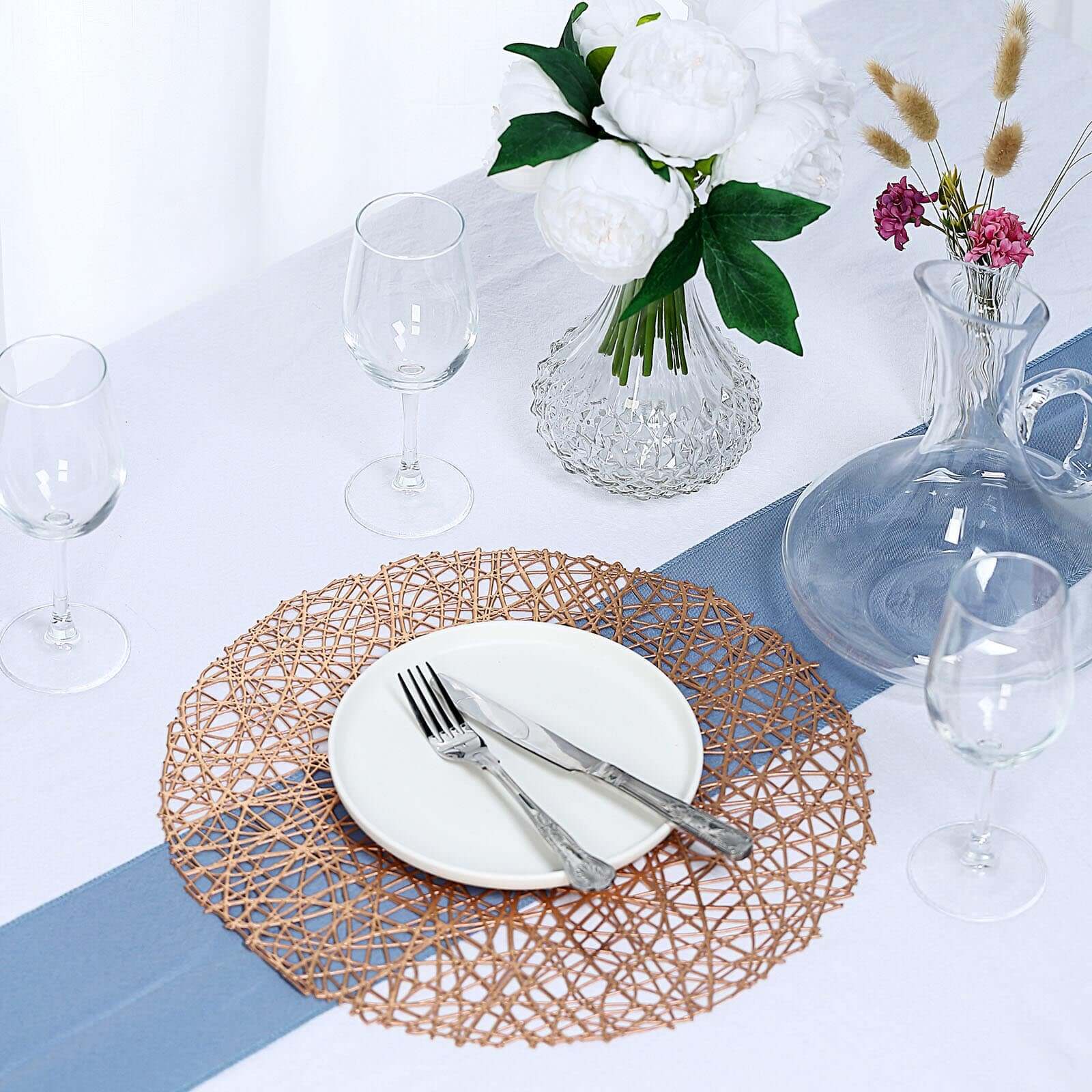 Hot Sale! 6-Piece Set of Durable Rose Gold Vinyl Round Dining Table Placemats with Woven Design