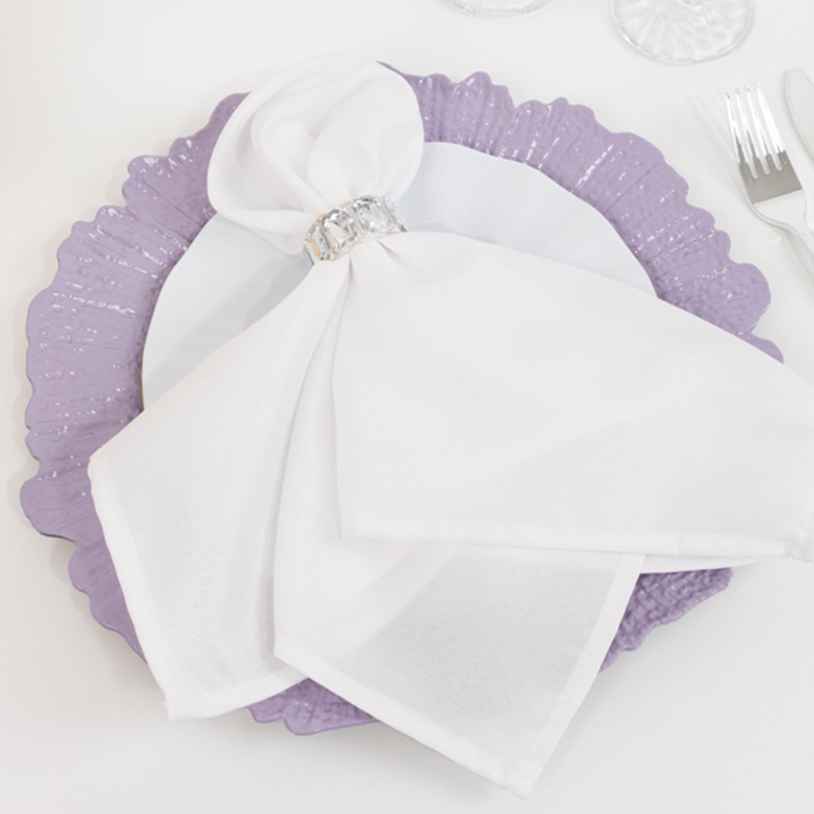 Hot Sale! 6-Piece Set of 13-Inch Lavender Lilac Round Acrylic Plastic Dinner Charger Plates with Reef Design