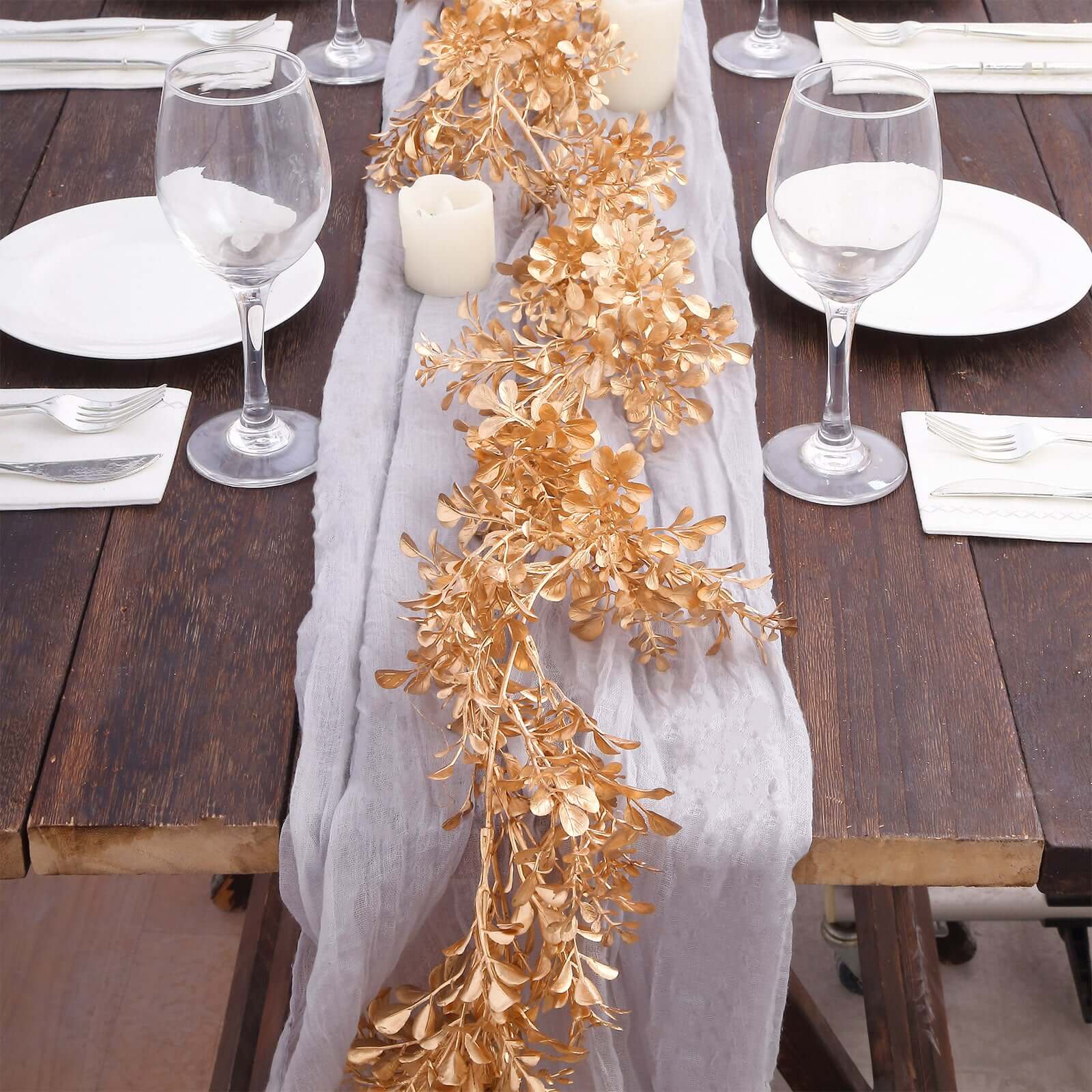 Hot Sale! 6ft Metallic Gold Artificial Boxwood Leaf Table Garland for Modern Event Decor