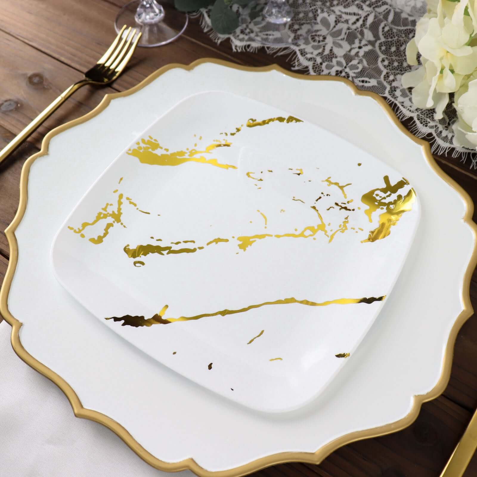 10-Piece Set of White Plastic Square Dessert Plates with Gold Marble Design - Ideal for Weddings and Special Events