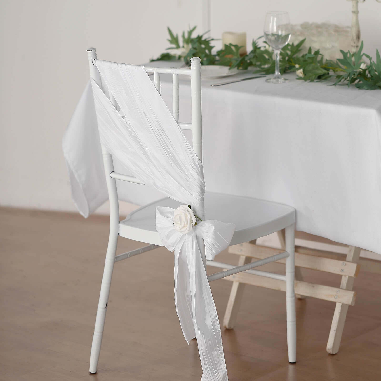 Get 5-Pack White Accordion Crinkle Taffeta Chair Sashes for Stylish Weddings & Gatherings