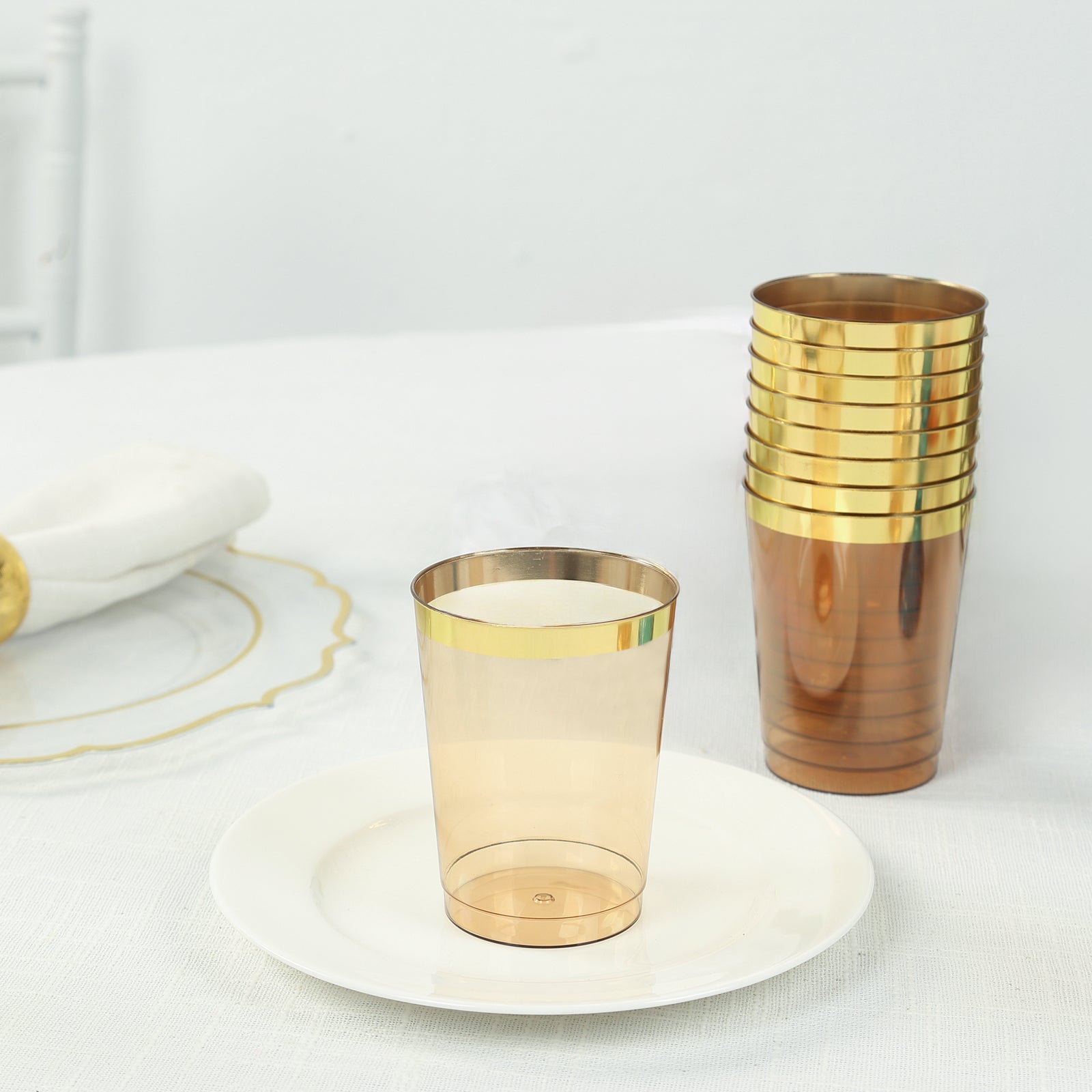 Get 25-Pack of 10oz Transparent Amber Gold Plastic Tumbler Cups with Gold Rim for Stylish Disposable Party