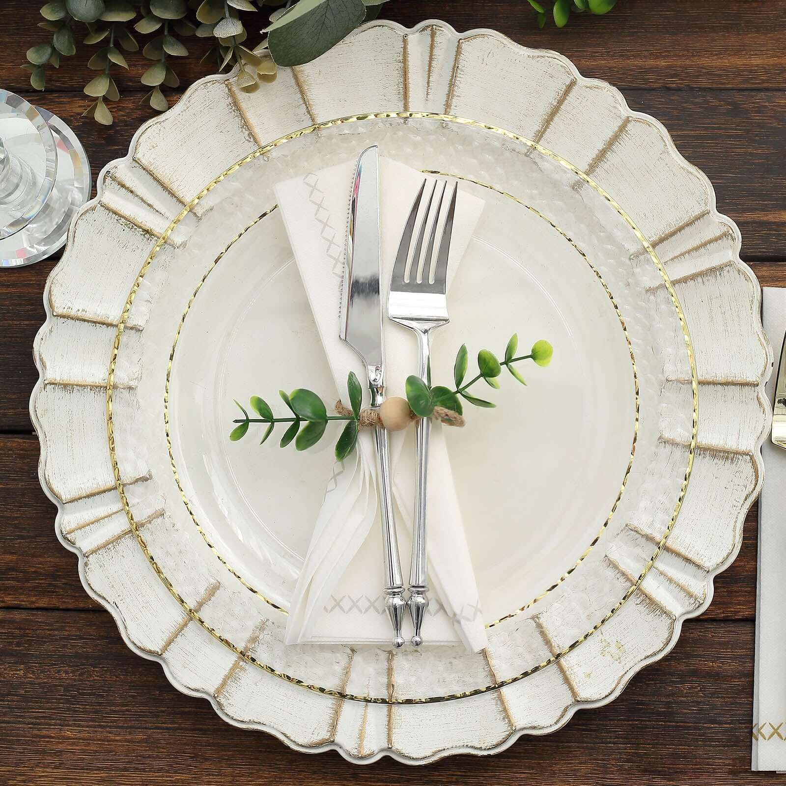 8-Piece Handmade Rustic Green Eucalyptus Leaf & Wooden Bead Jute Napkin Holders