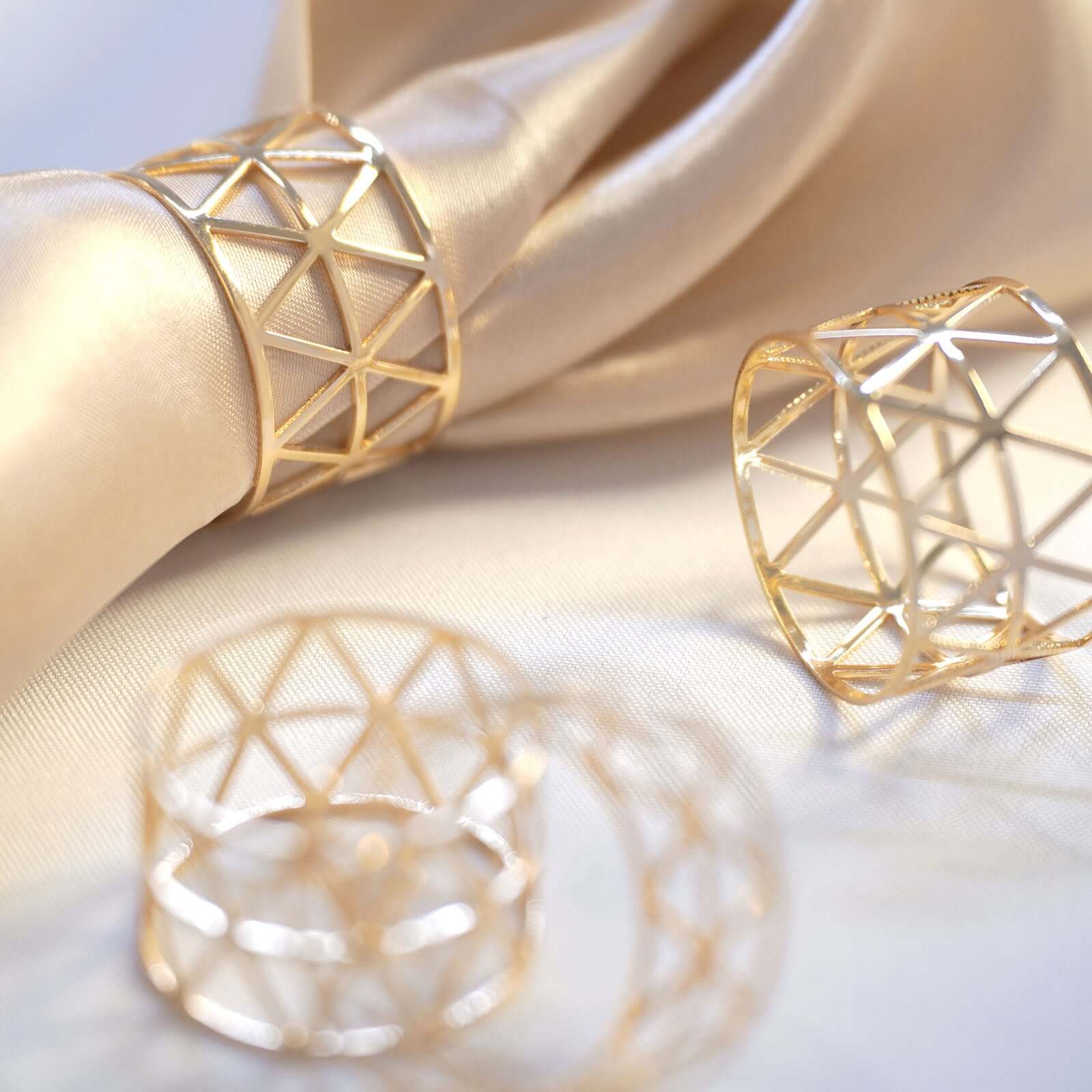 5-Piece Set of Stunning Metallic Gold Geometric Paper Napkin Rings
