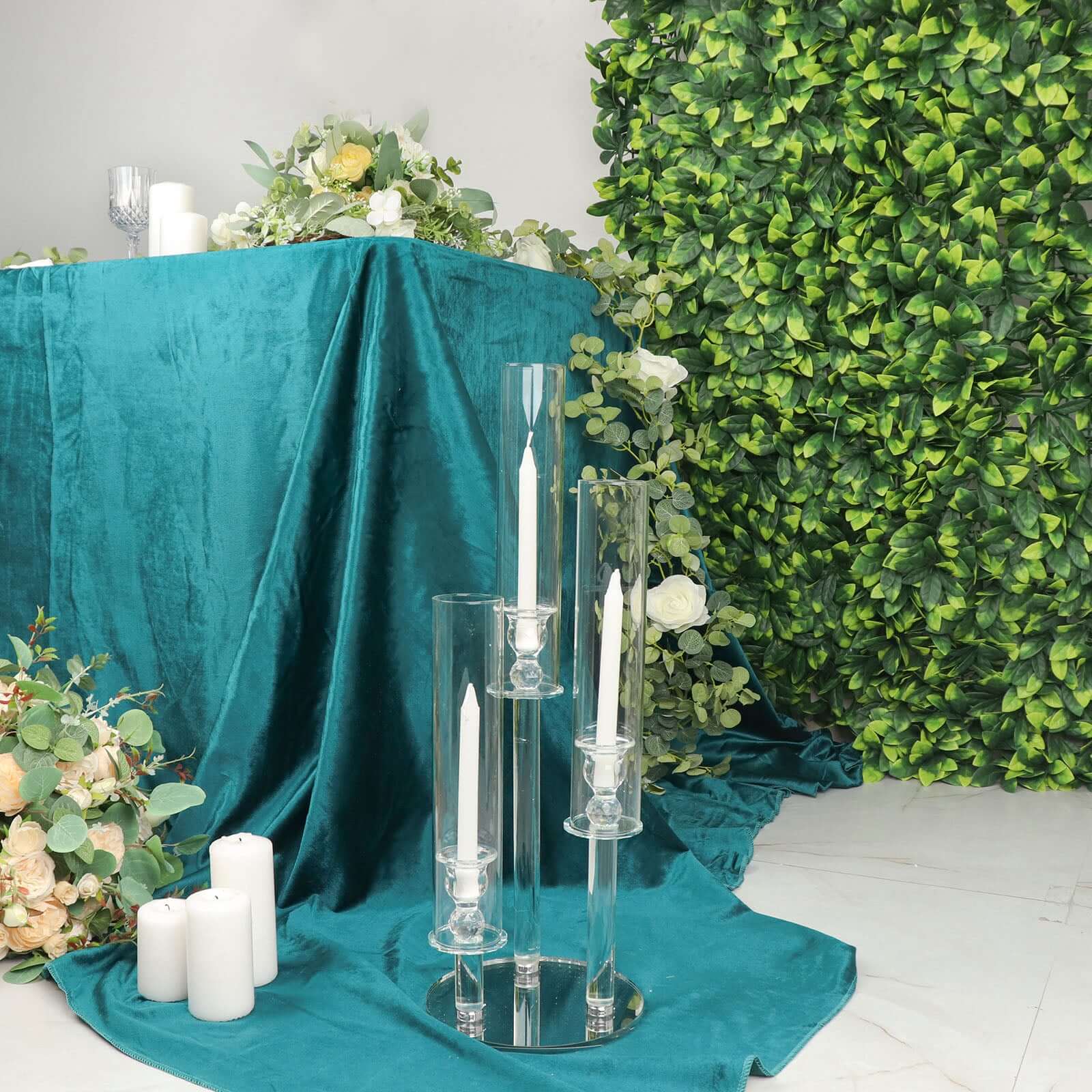 3-Arm Round Crystal Glass Candelabra - Ideal Centerpiece for Weddings and Events