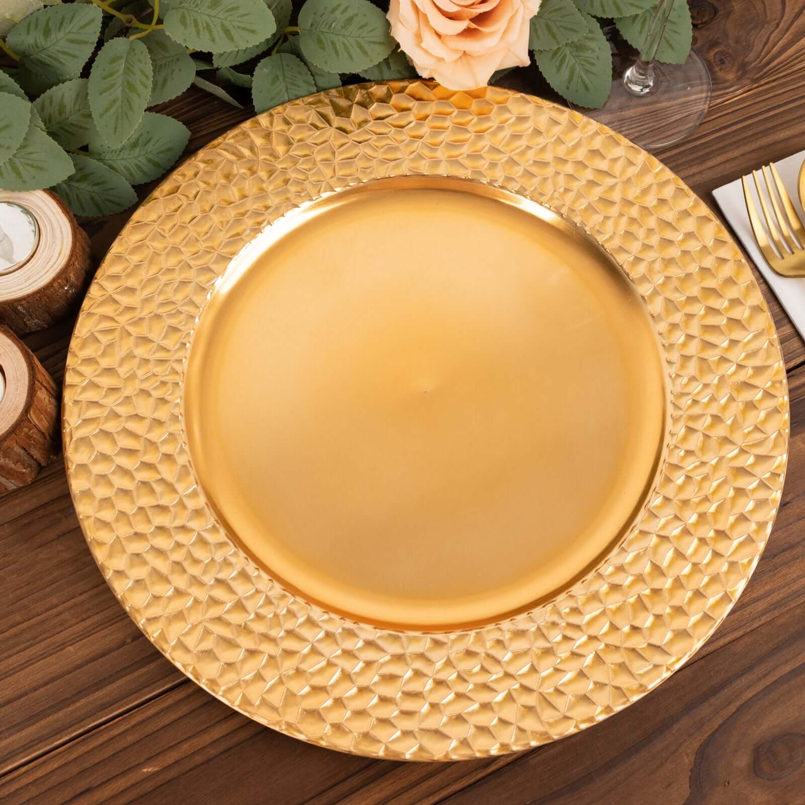 6-Piece Set of 13-Inch Metallic Gold Acrylic Round Charger Plates with Hammered Edge for Dinner Parties