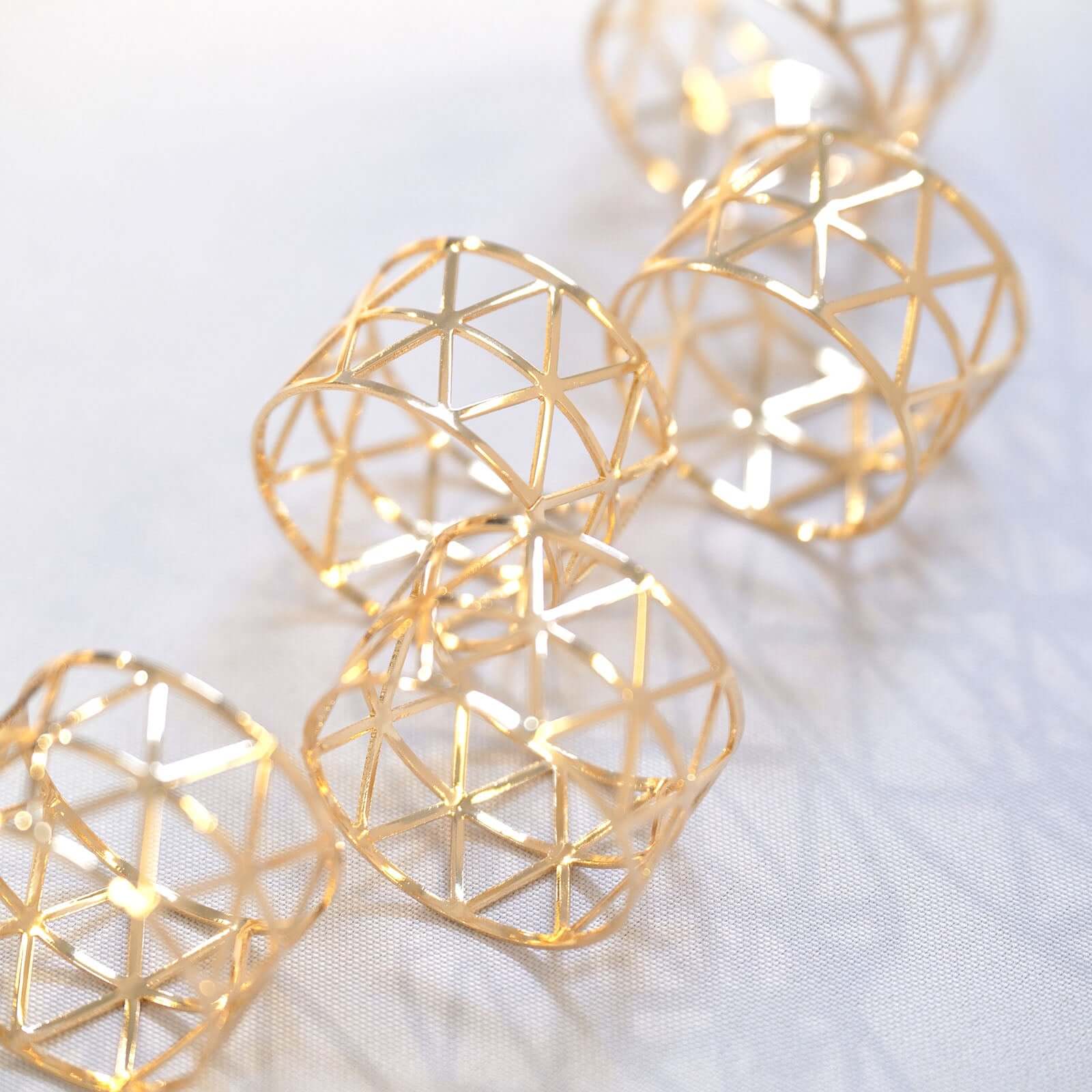 5-Piece Set of Stunning Metallic Gold Geometric Paper Napkin Rings