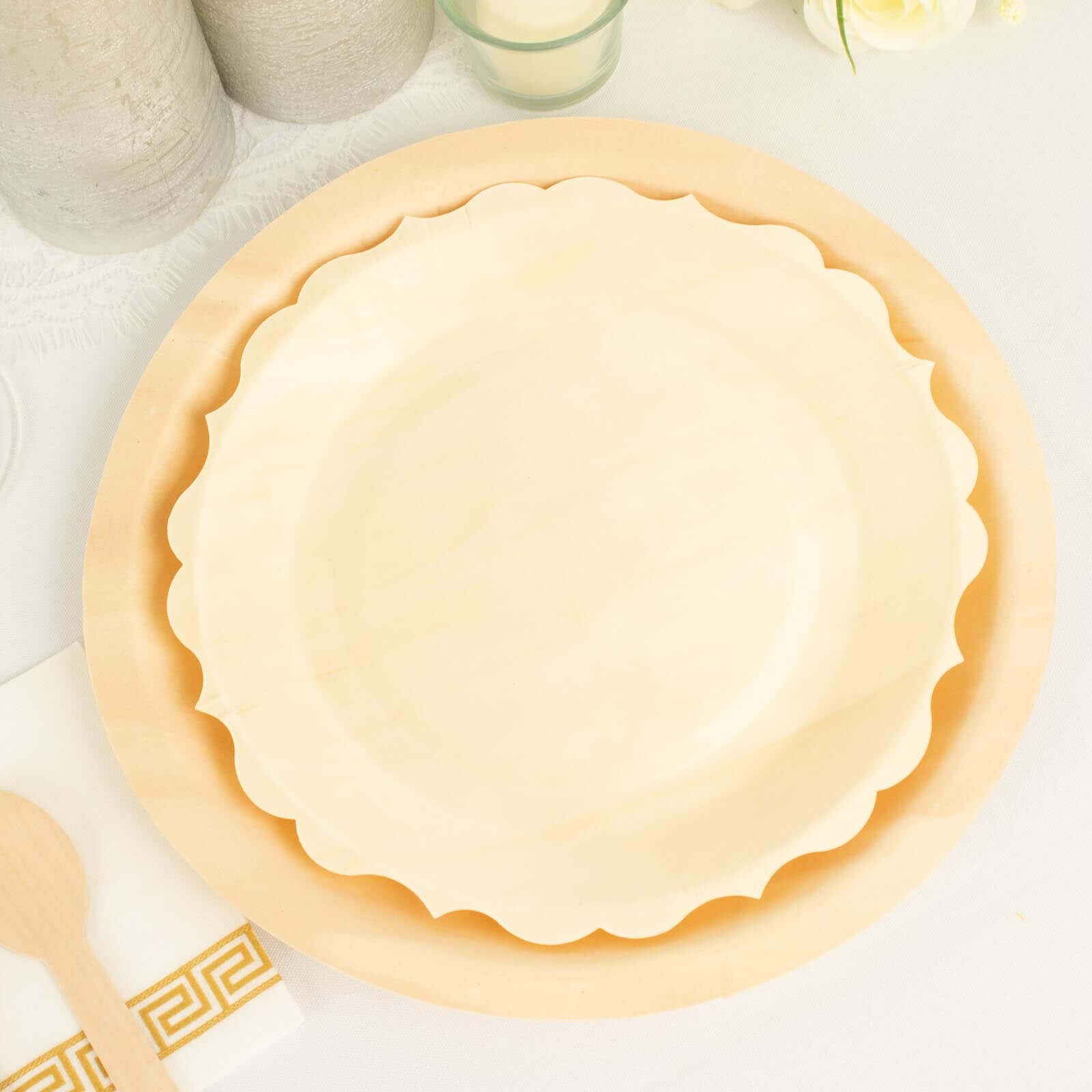 12-Piece Set of Natural Birchwood Round Dinner Plates with Scalloped Rim - Ideal for Farmhouse Events