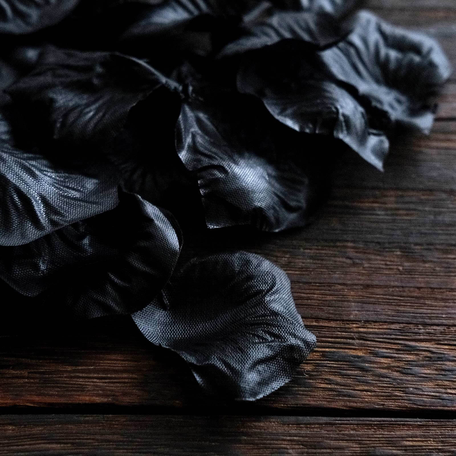 500-Pack Black Silk Rose Petal Confetti - Ideal for Table and Floor Decor