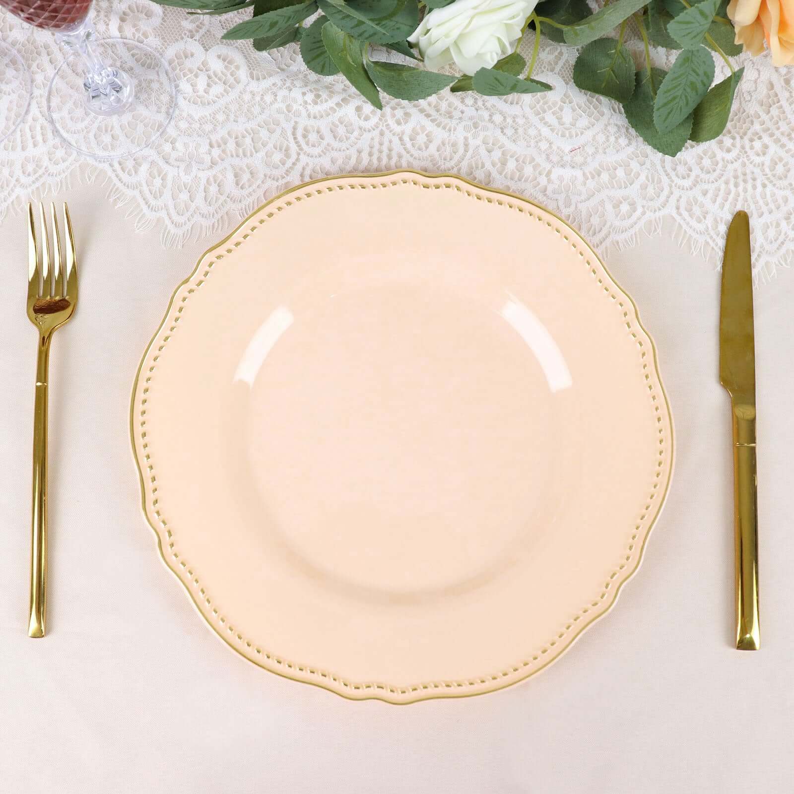 10-Piece Disposable Plastic Dinner Plates in Nude with Gold Scalloped Rim - Ideal for Party Supplies