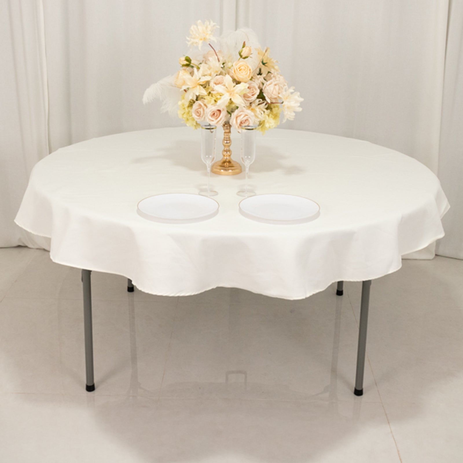 Ivory 70" Cotton Blend Round Tablecloth - Wrinkle-Free & Exquisite