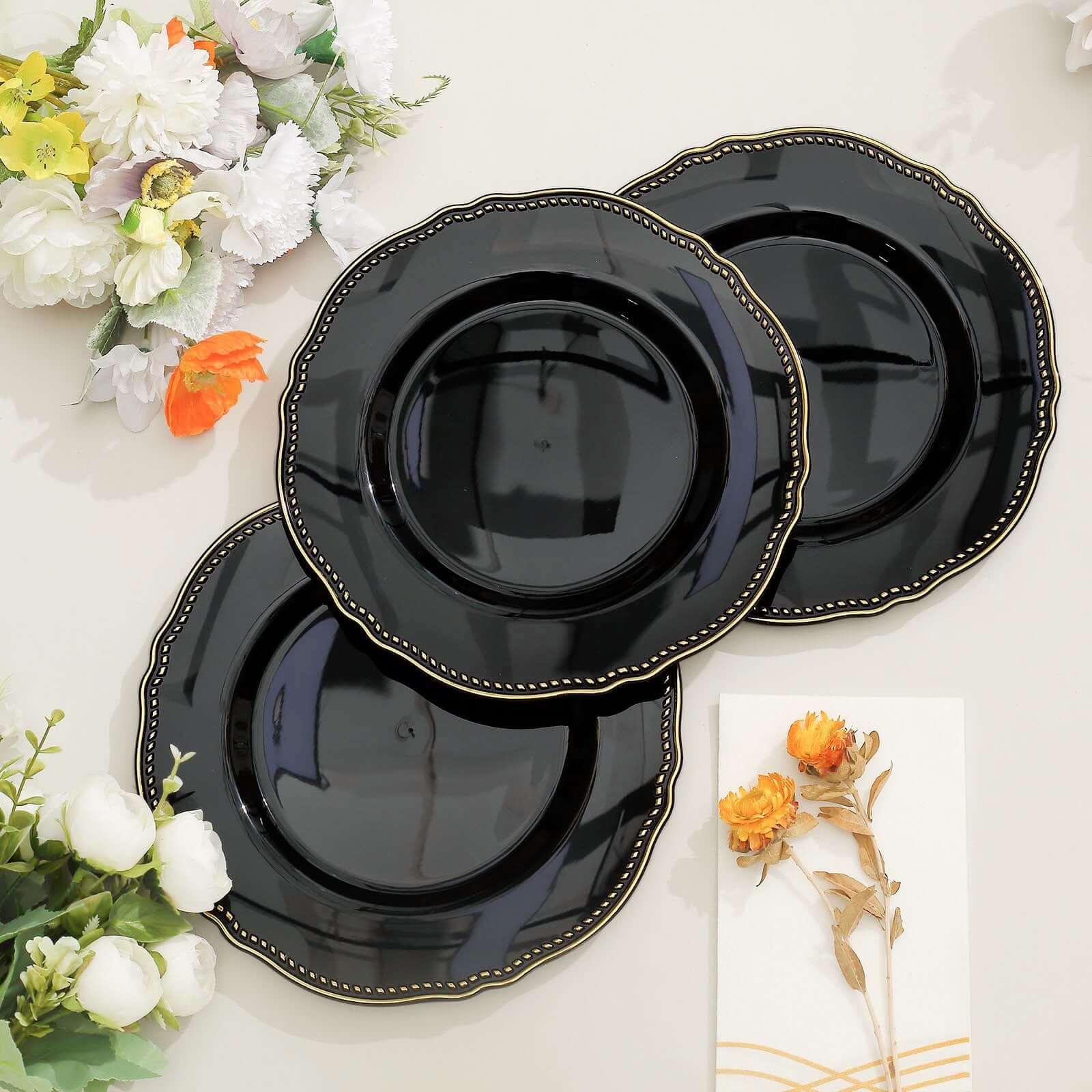 10-Piece Set of Disposable Black Plastic Dinner Plates with Gold Scalloped Rim, 9 Inches for Upscale Events