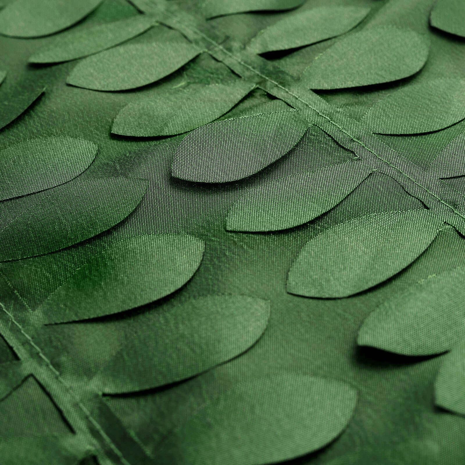 Green 132' Taffeta Round Tablecloth with 3D Leaf Petal Design - Perfect for Events!