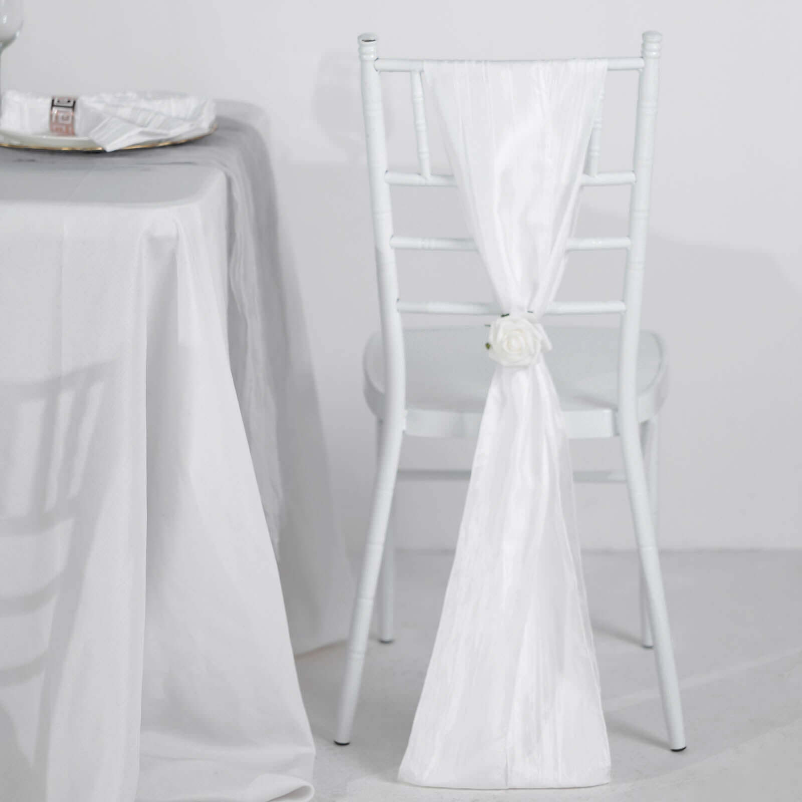 Get 5-Pack White Accordion Crinkle Taffeta Chair Sashes for Stylish Weddings & Gatherings