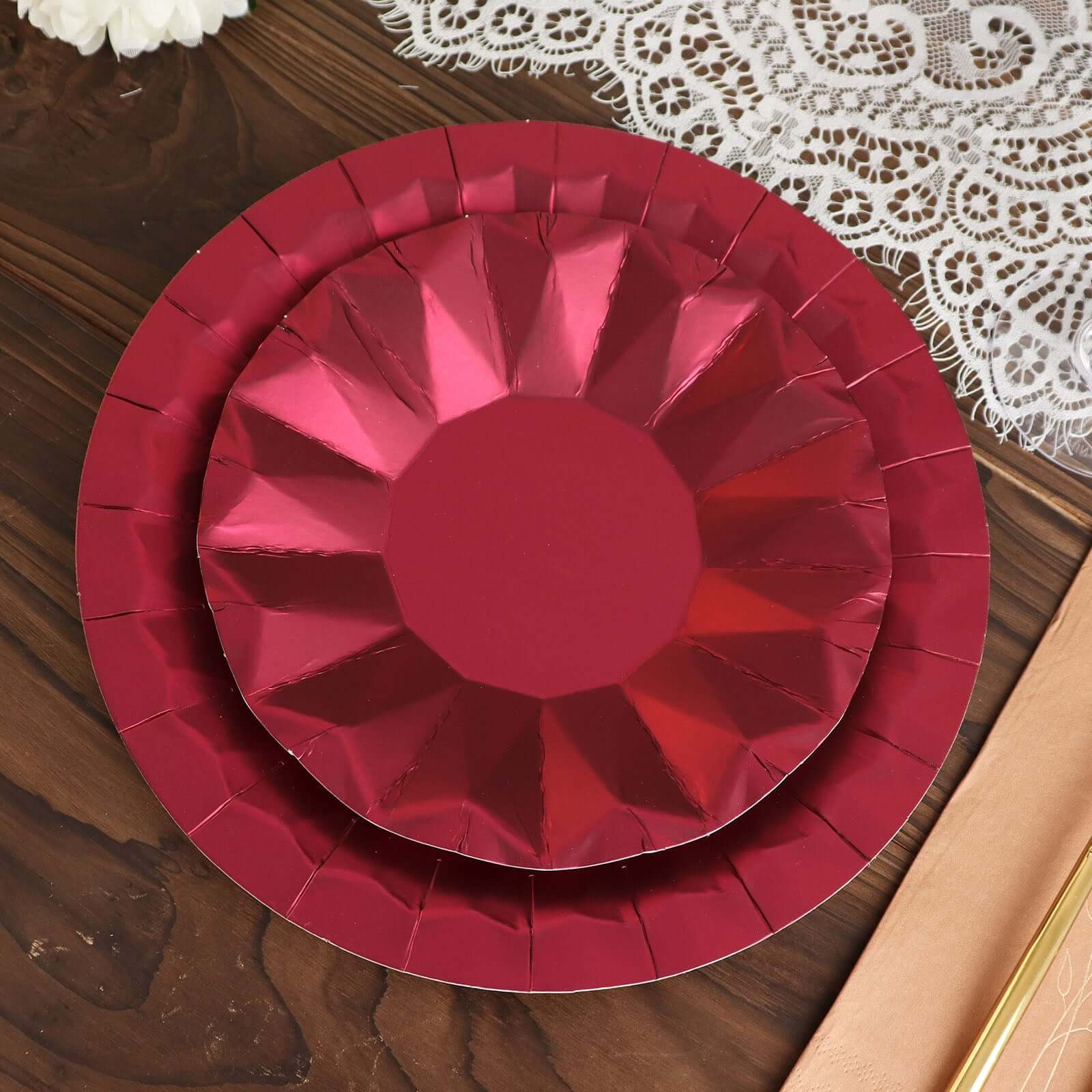 25-Piece Set of 9-Inch Round Disposable Burgundy Paper Dinner Plates with Geometric Prism Rim, 400GSM
