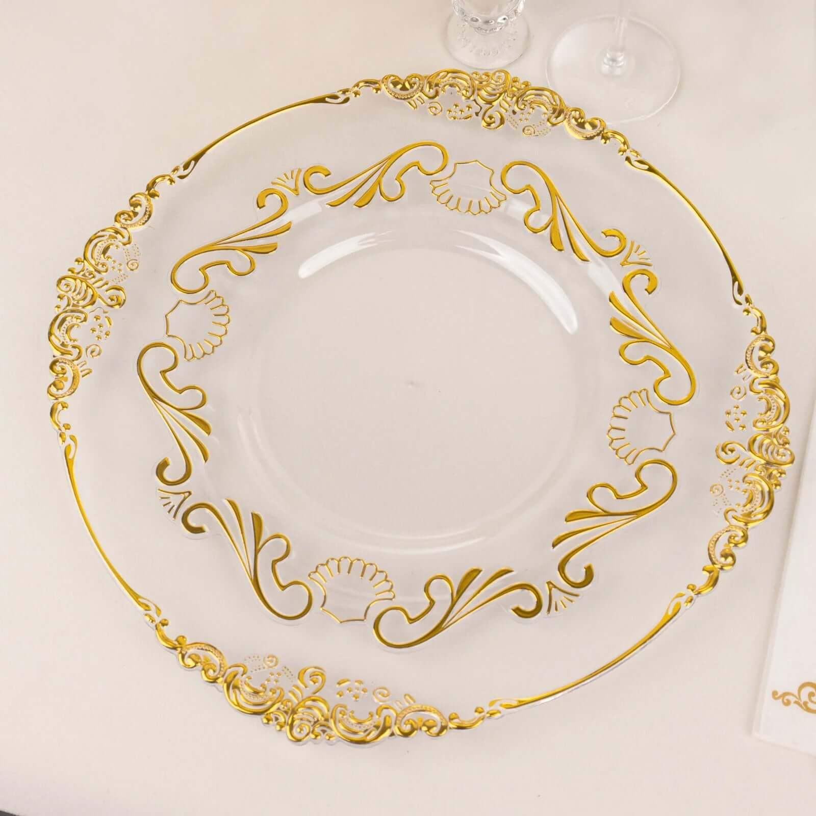 10-Pack Clear Plastic Round Dinner Plates with Gold Vintage Baroque Scalloped Rim - Ideal for Parties