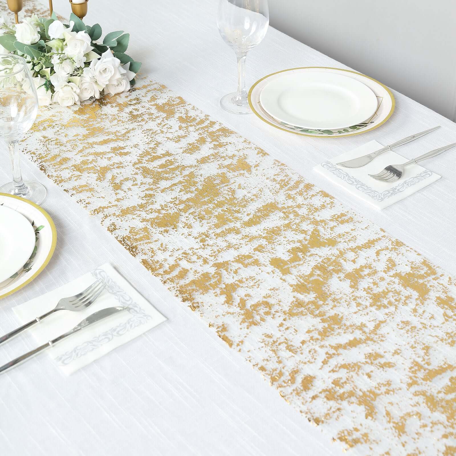 Hot! Disposable Metallic Gold Polyester Table Runner Roll with Distressed Foil Printing for Party Decor