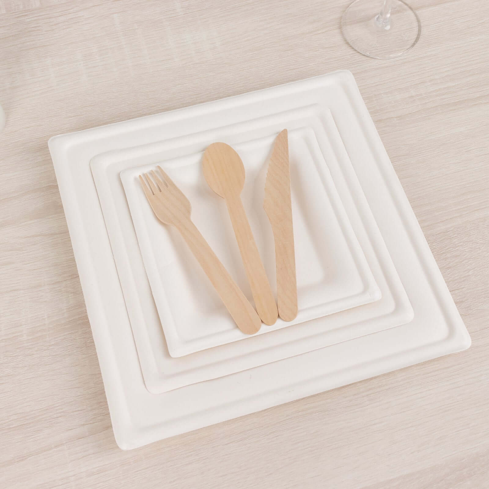 50-Piece Set of White Wide-Rimmed Square 10-Inch Bagasse Dinner Plates - Eco-Friendly for Events