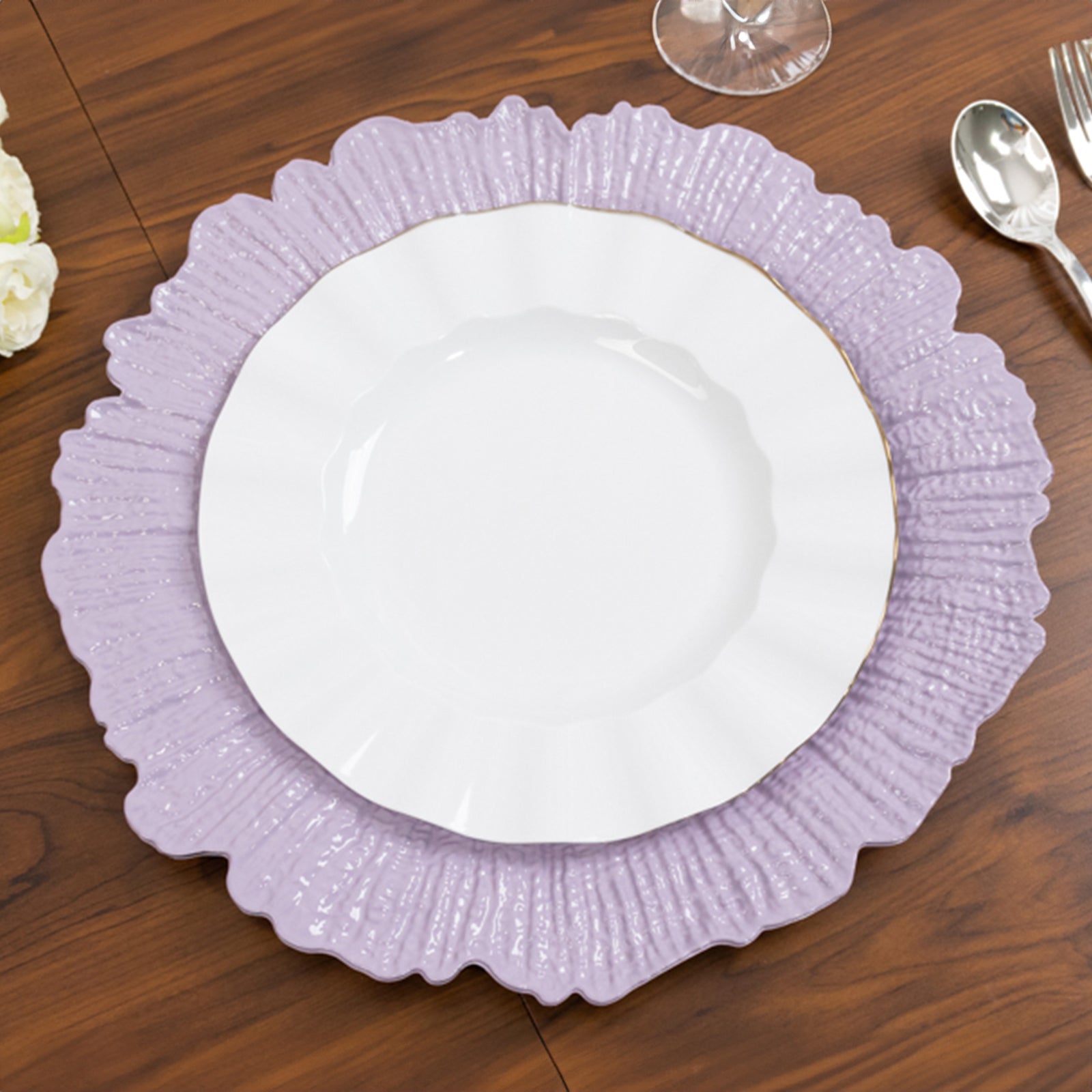 Hot Sale! 6-Piece Set of 13-Inch Lavender Lilac Round Acrylic Plastic Dinner Charger Plates with Reef Design