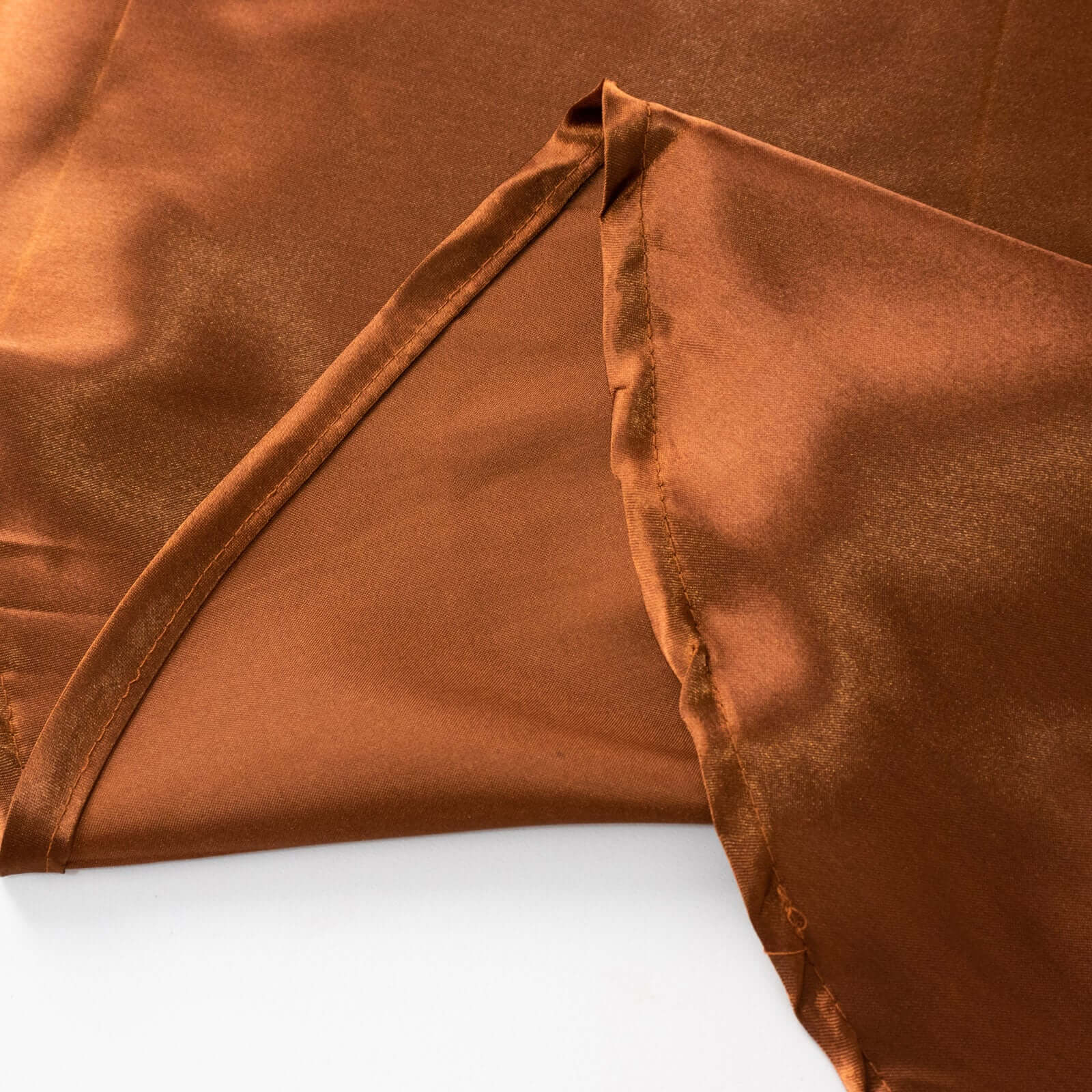 Stylish Satin 120-Inch Round Tablecloth in Cinnamon Brown - Seamless Table Cover for Special Occasions