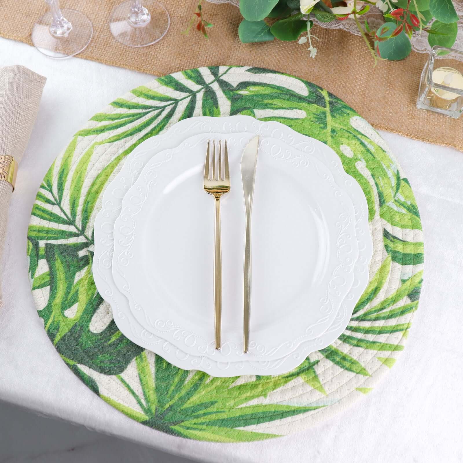 4-Pack Round Woven Cotton Table Placemats in Tropical Leaf Design, 15 Inches Green