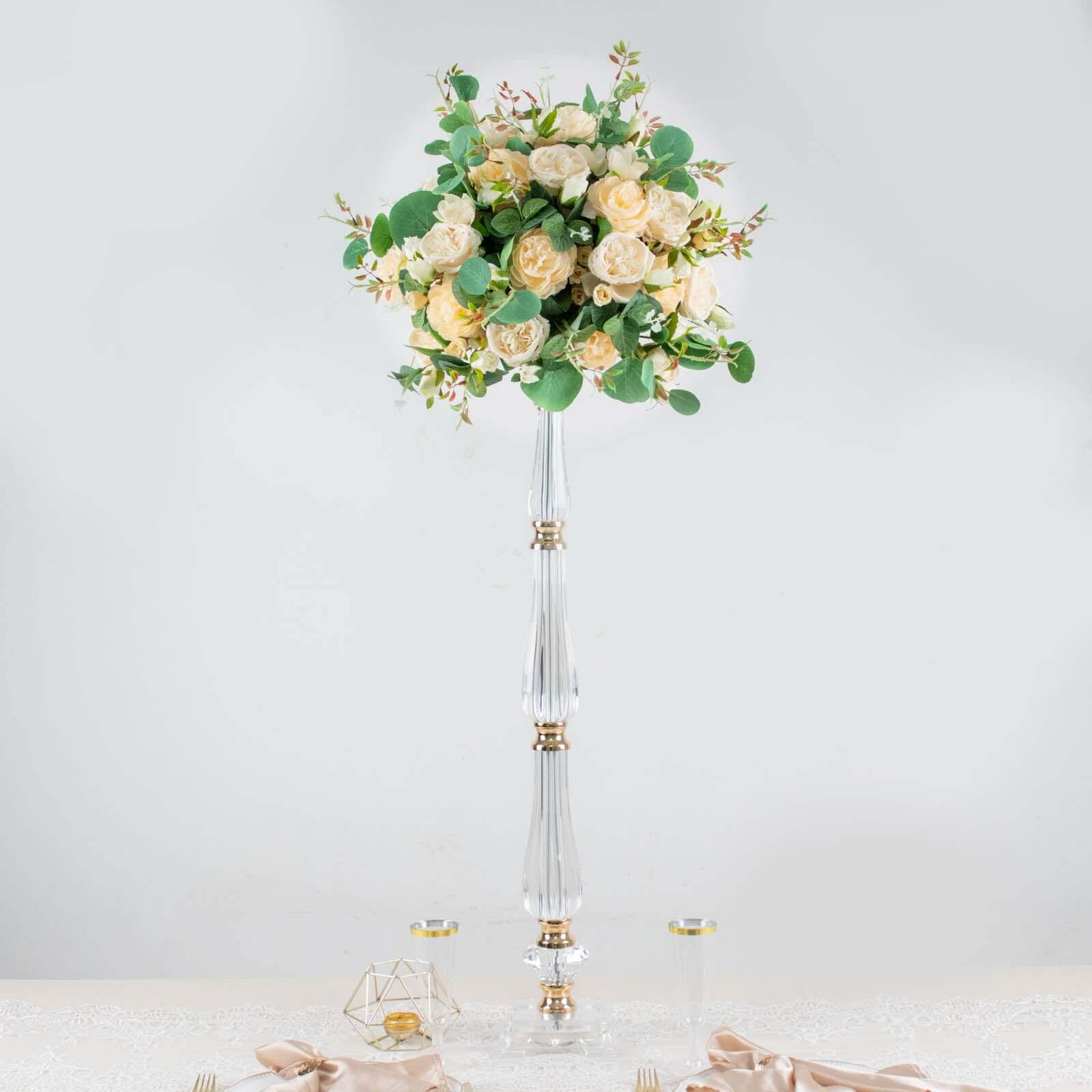 32-inch Gold and Clear Acrylic Crystal Pillar Candle Stand for Wedding Centerpieces