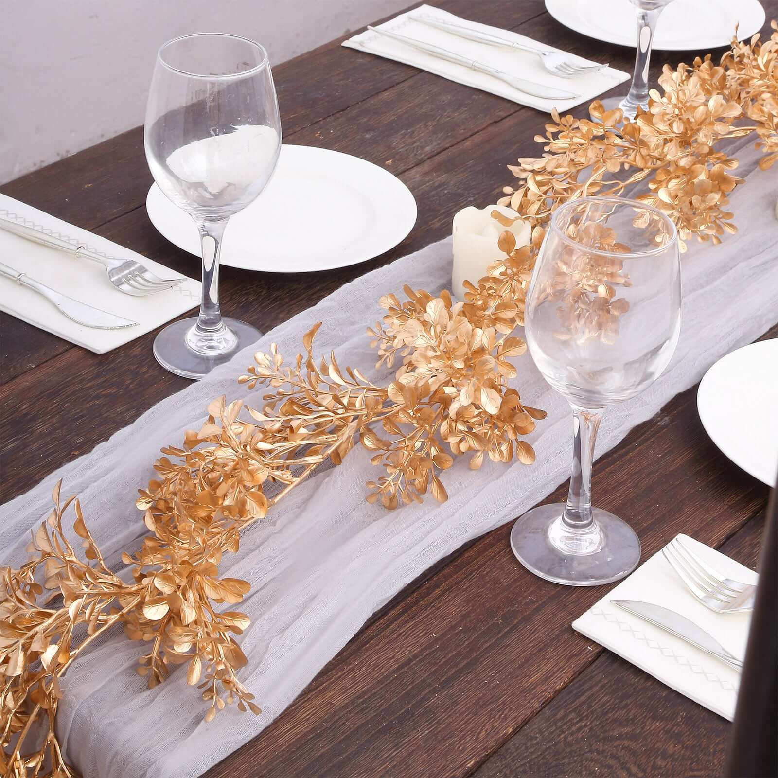 Hot Sale! 6ft Metallic Gold Artificial Boxwood Leaf Table Garland for Modern Event Decor