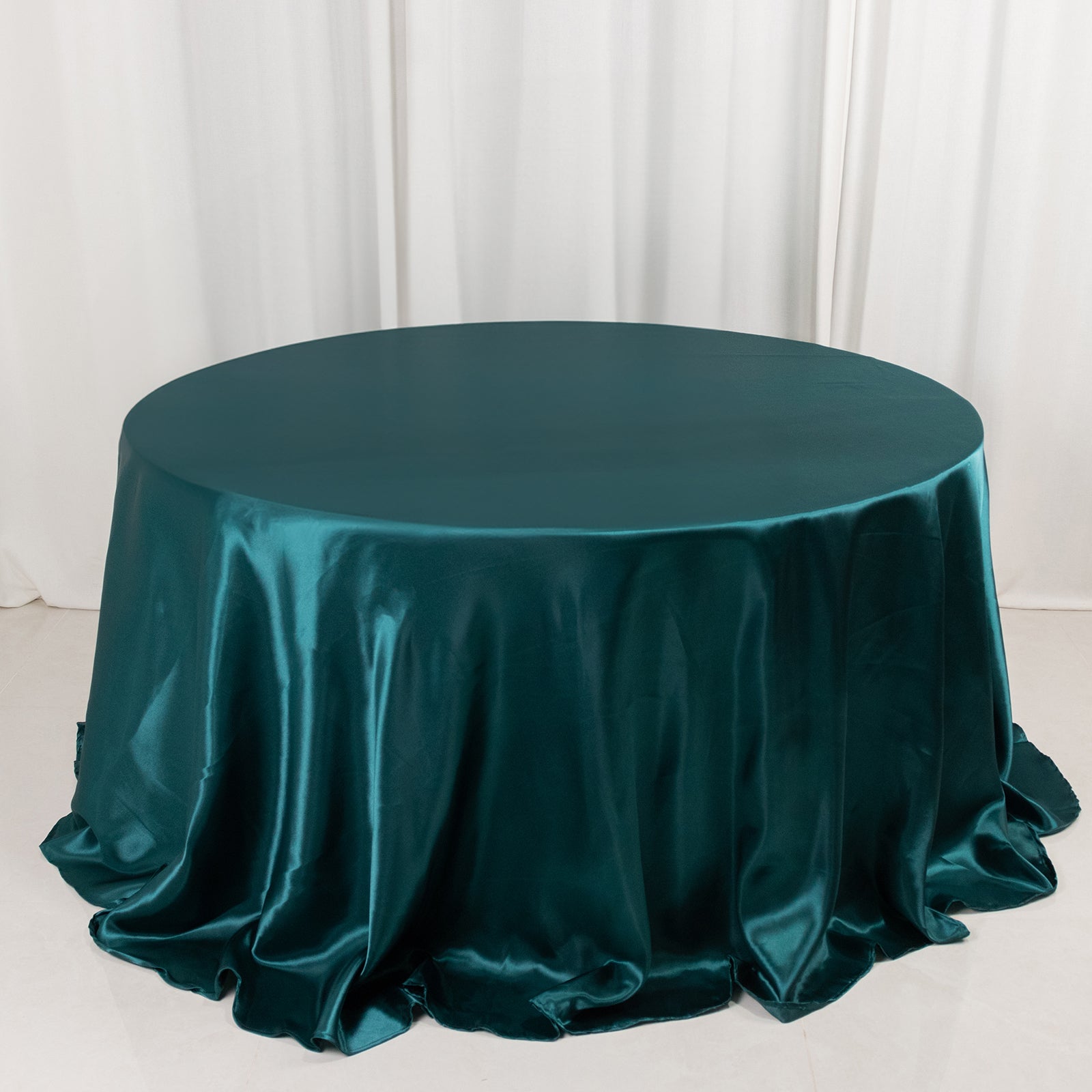 Stylish Seamless 132-Inch Round Satin Tablecloth in Peacock Teal