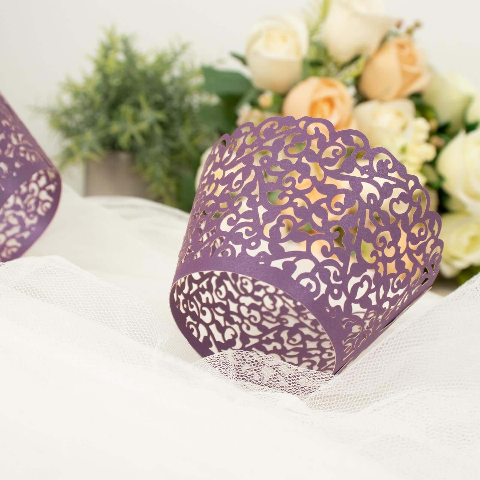 25-Piece Purple Lace Laser-Cut Paper Cupcake Wrappers for Event Baking
