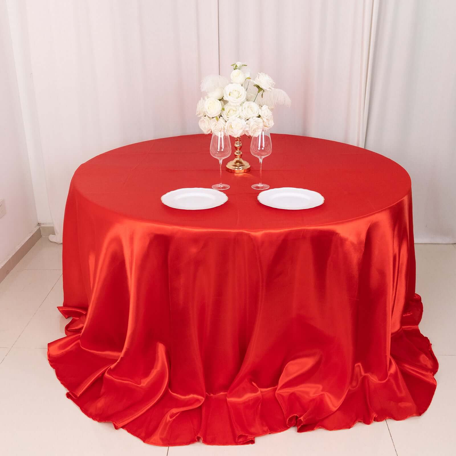 Stylish Seamless Red Satin 132-inch Round Tablecloth for Events