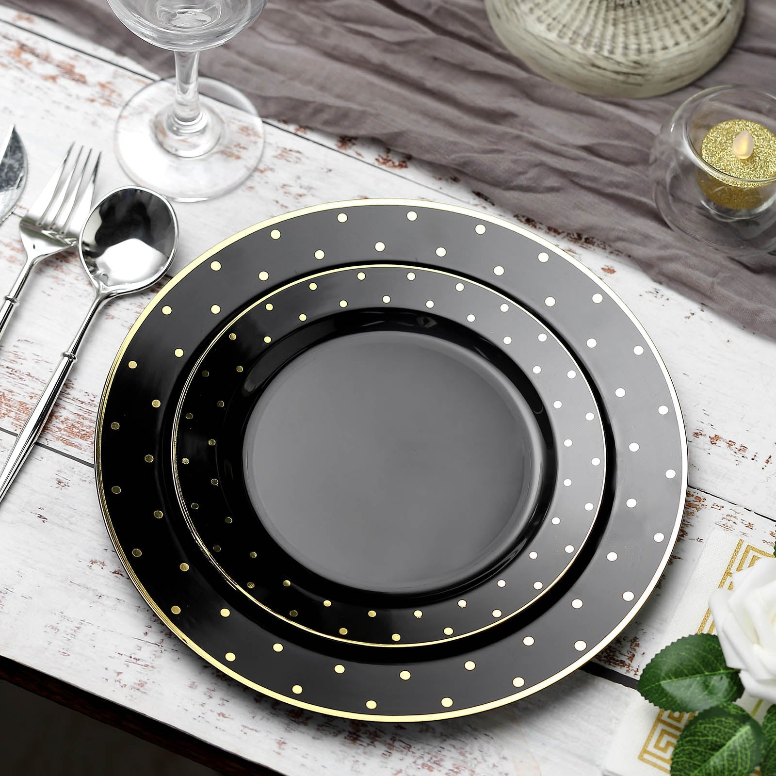 10-Pack Black Plastic Dinner Plates with Gold Dot Rim, Disposable and Sturdy