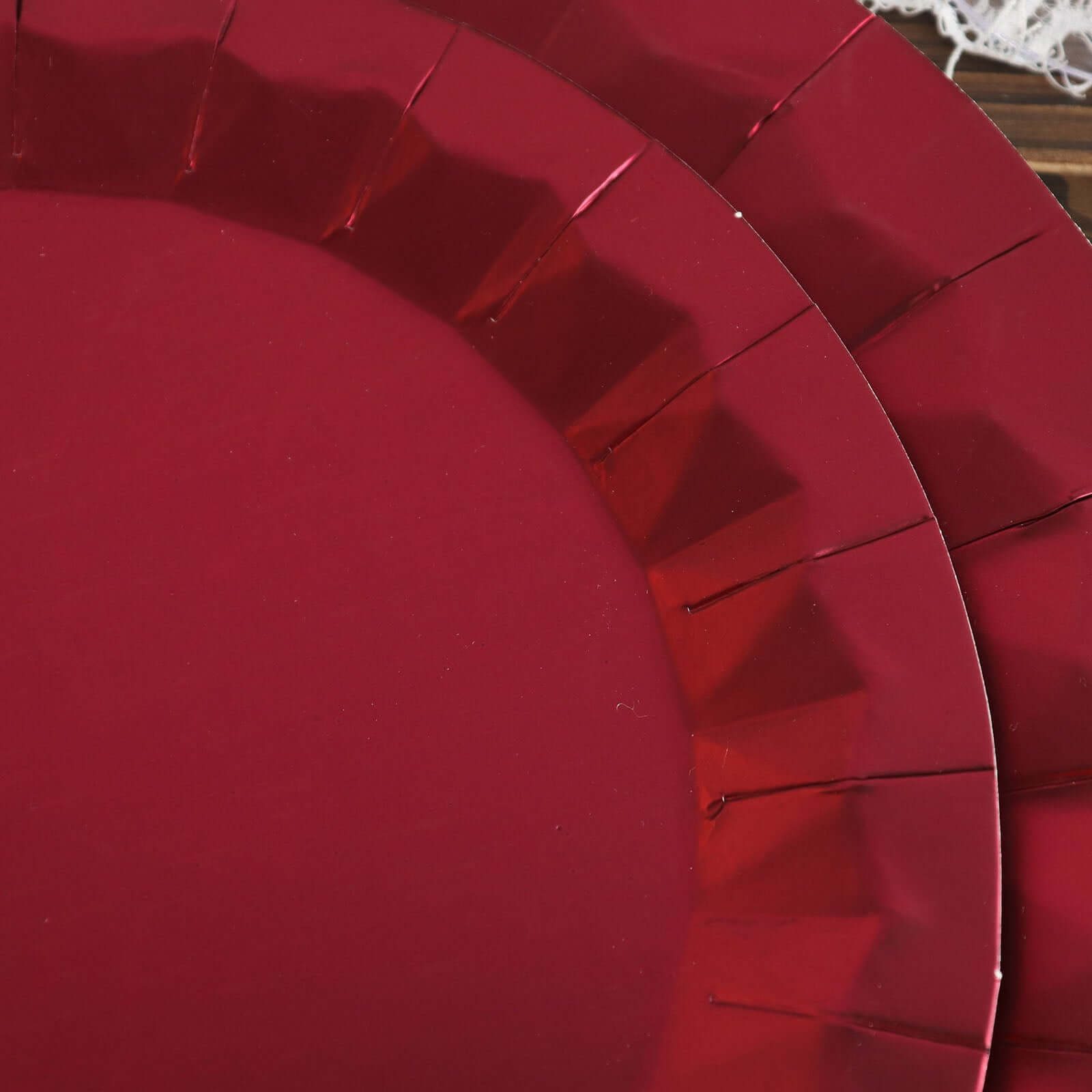 25-Piece Set of 9-Inch Round Disposable Burgundy Paper Dinner Plates with Geometric Prism Rim, 400GSM