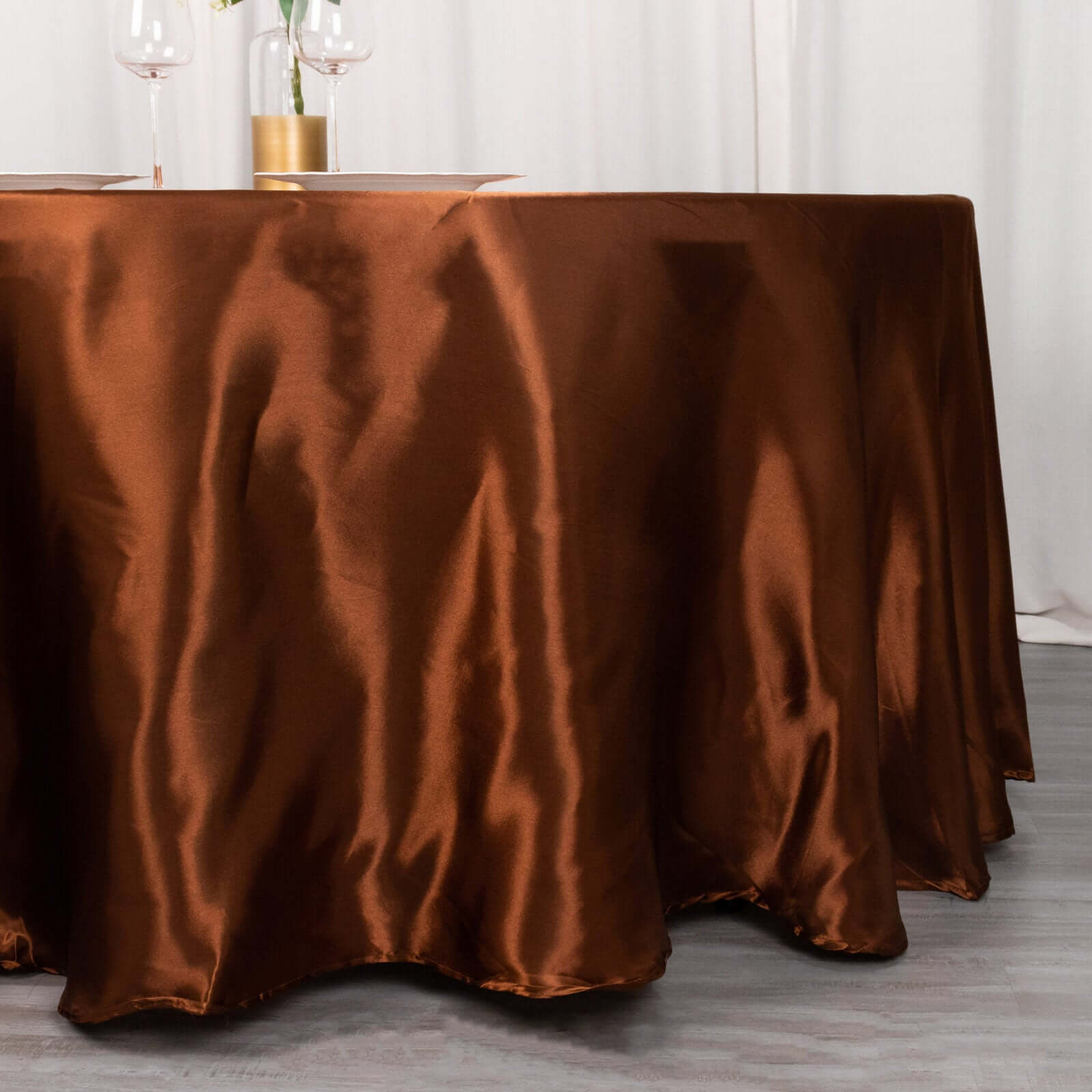 Stylish Satin 120-Inch Round Tablecloth in Cinnamon Brown - Seamless Table Cover for Special Occasions