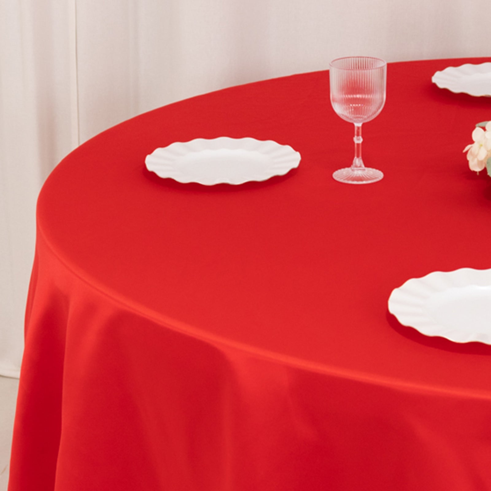 Red Durable Silk-Like Lamour Satin 108 Round Tablecloth - Ideal for Events