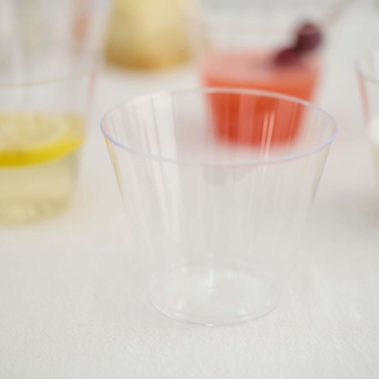 25-Piece Set of 9oz Clear Hard Plastic Disposable Party Tumblers