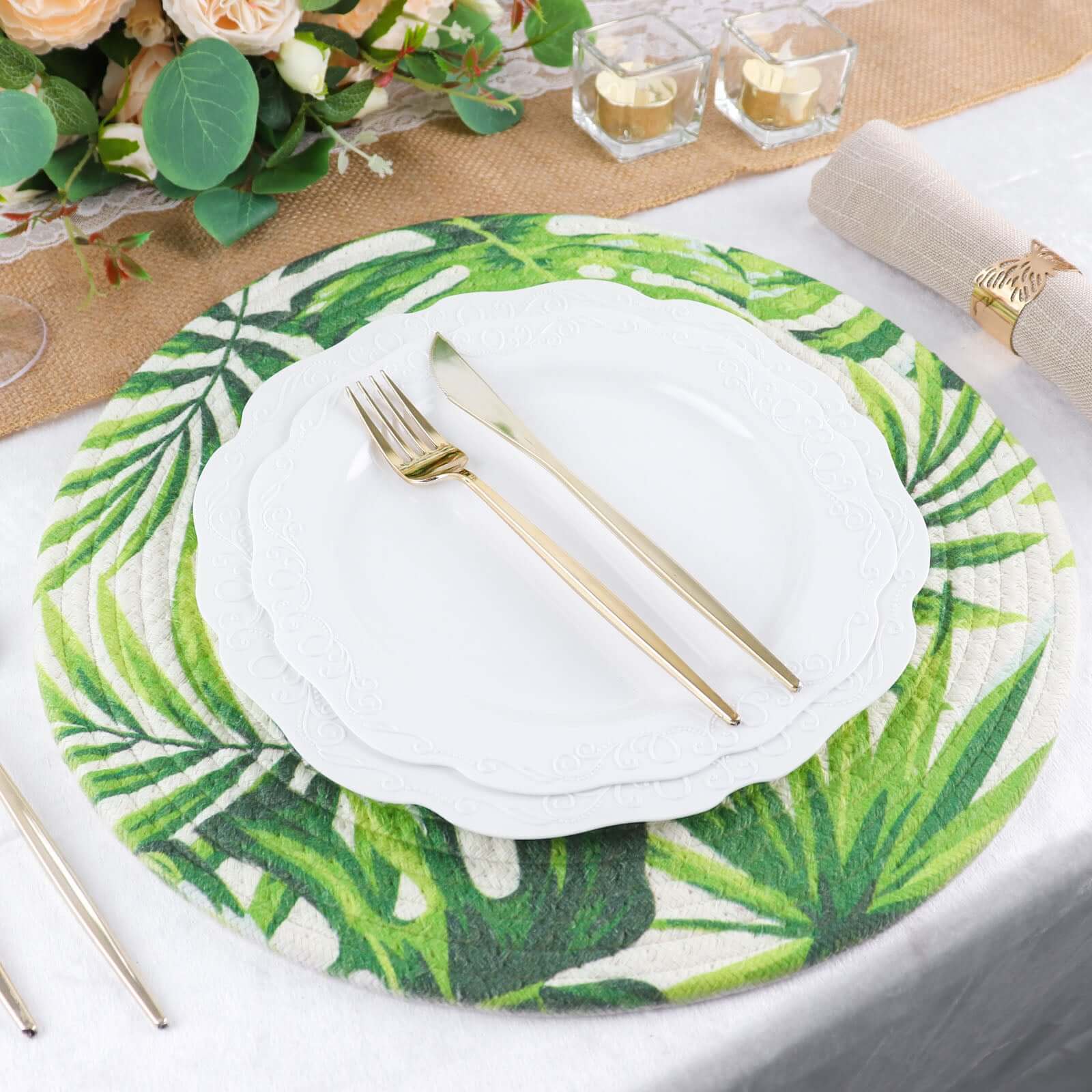4-Pack Round Woven Cotton Table Placemats in Tropical Leaf Design, 15 Inches Green