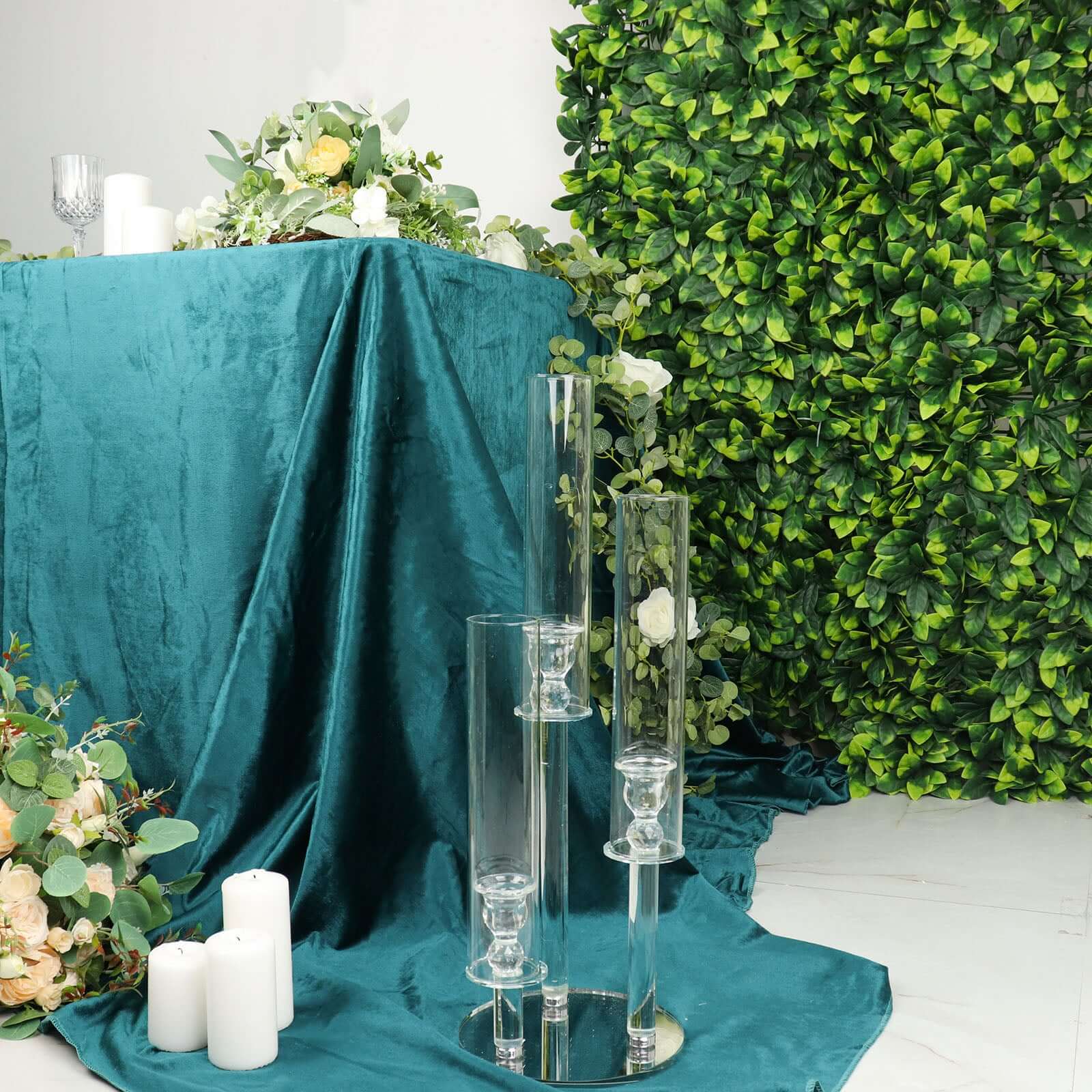 3-Arm Round Crystal Glass Candelabra - Ideal Centerpiece for Weddings and Events