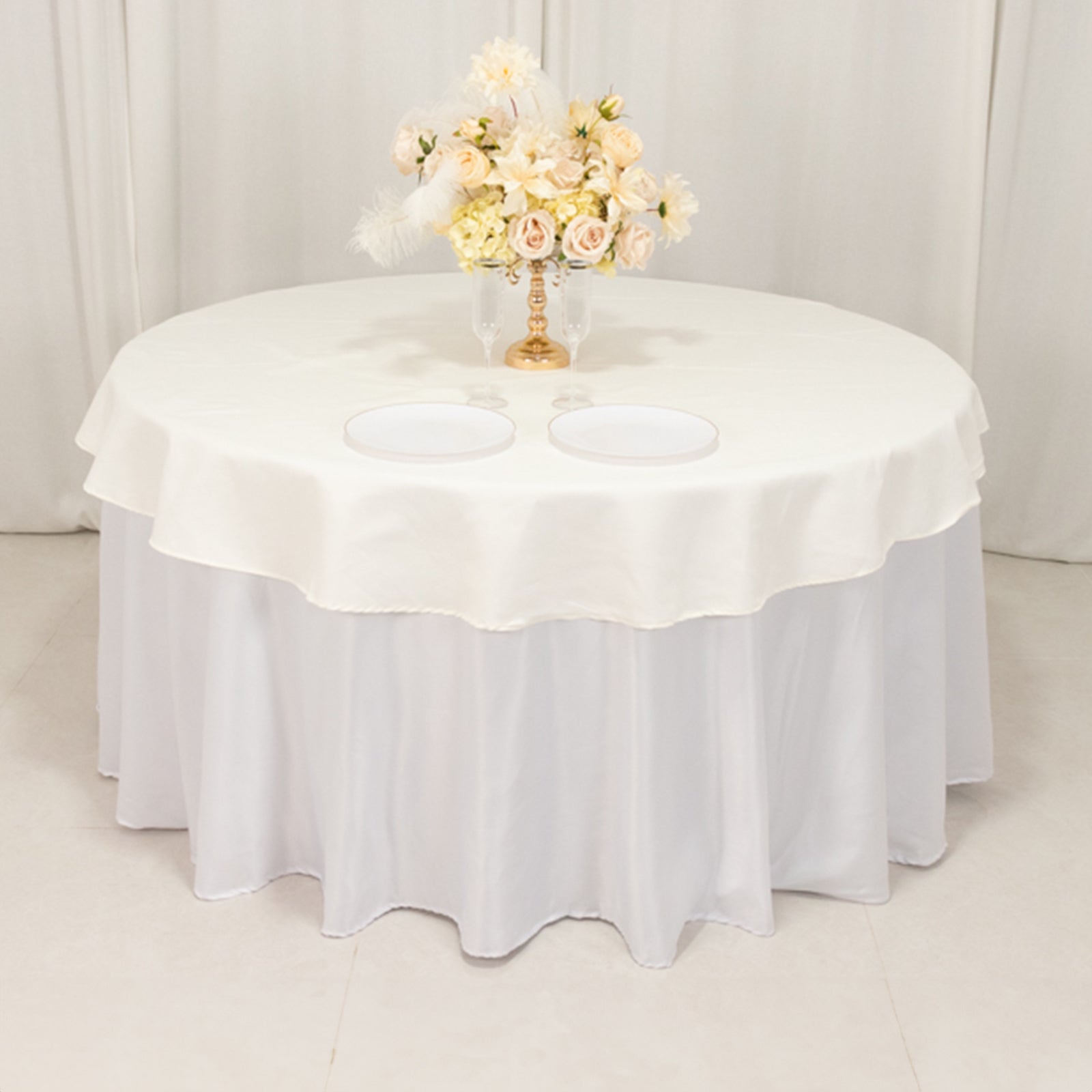 Ivory 70" Cotton Blend Round Tablecloth - Wrinkle-Free & Exquisite