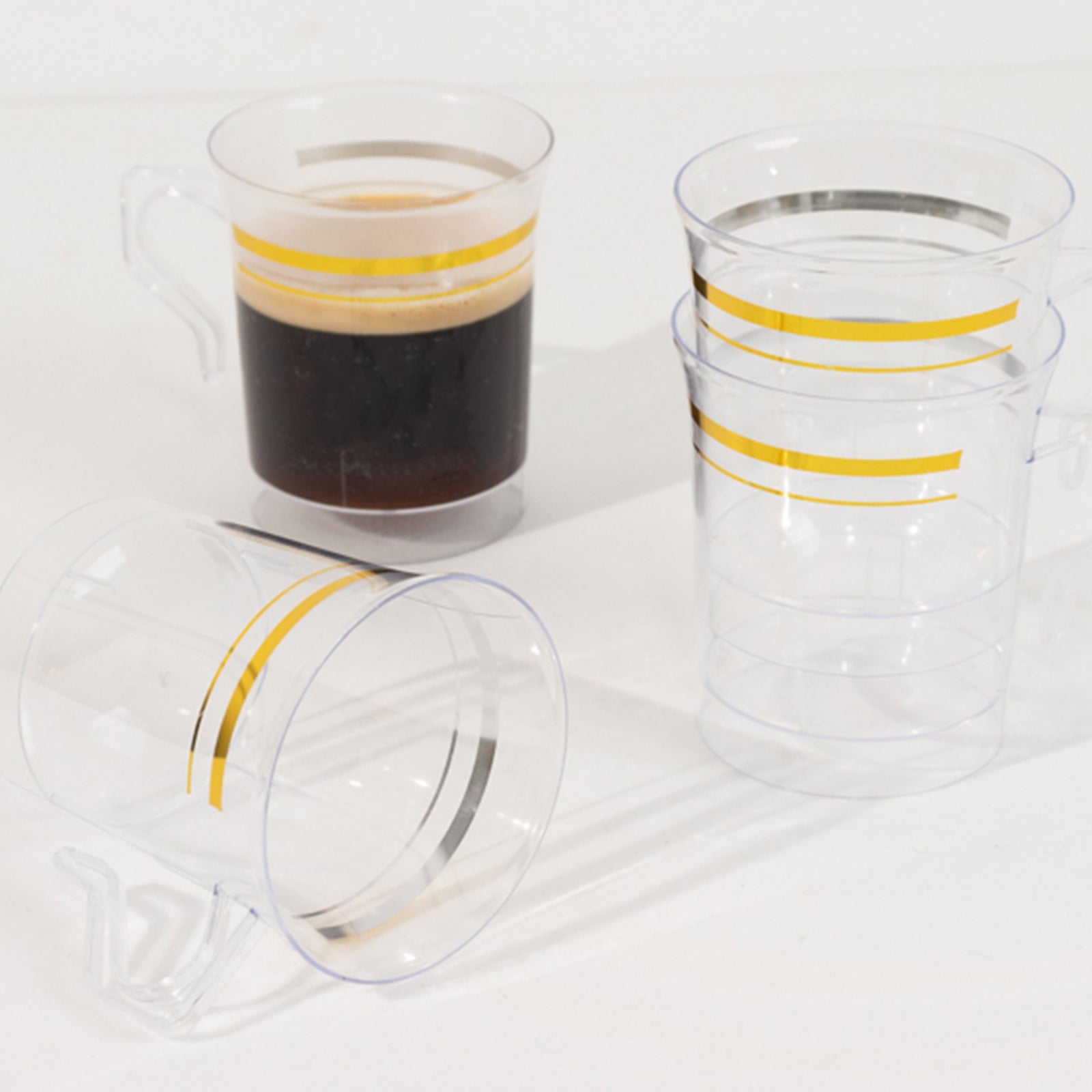 8-Pack Disposable 8oz Clear Plastic Coffee Mugs with Gold Stripes - Ideal for Events