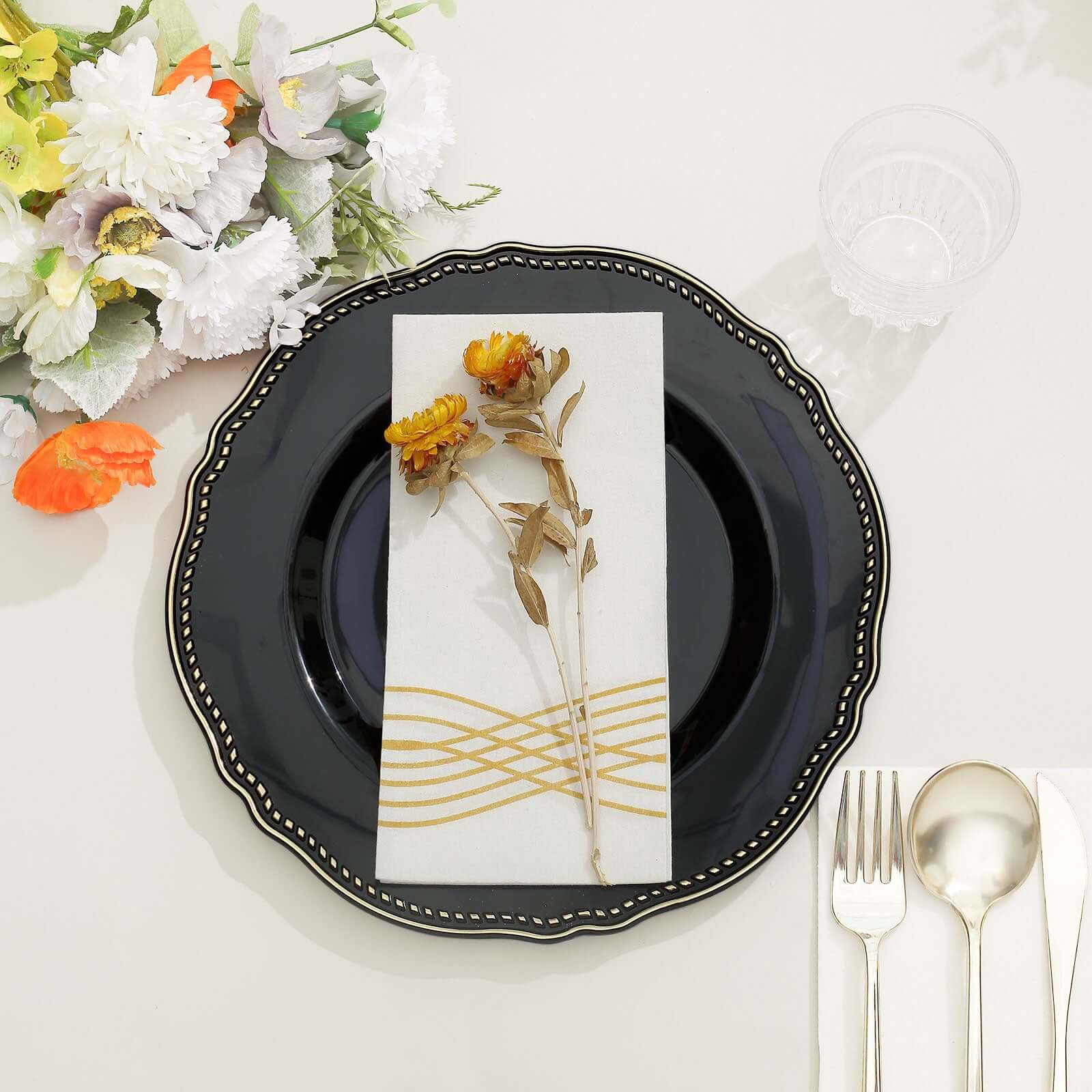 10-Piece Set of Disposable Black Plastic Dinner Plates with Gold Scalloped Rim