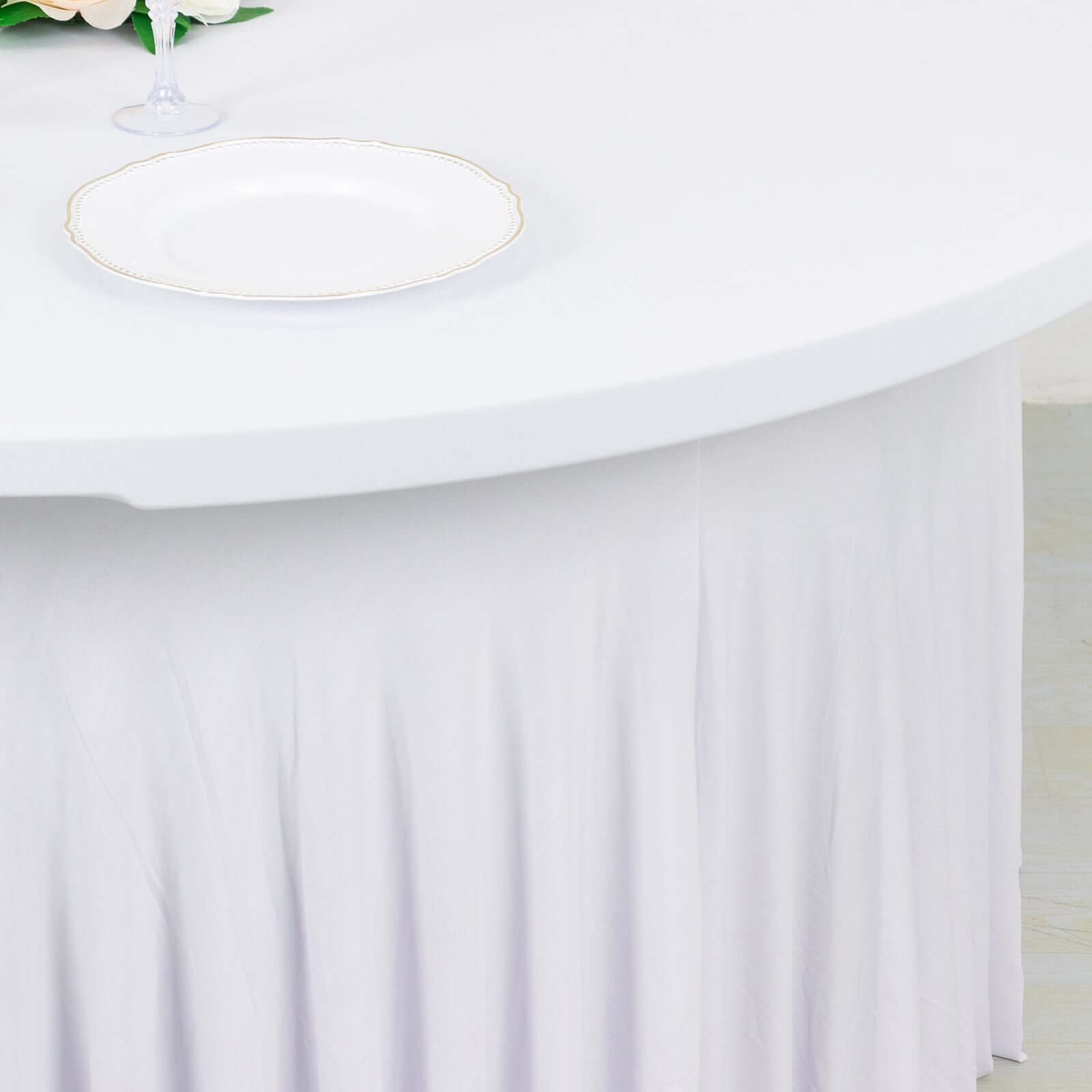 Hot! 6ft White Spandex Round Table Skirt with Wavy Effect for Weddings & Events