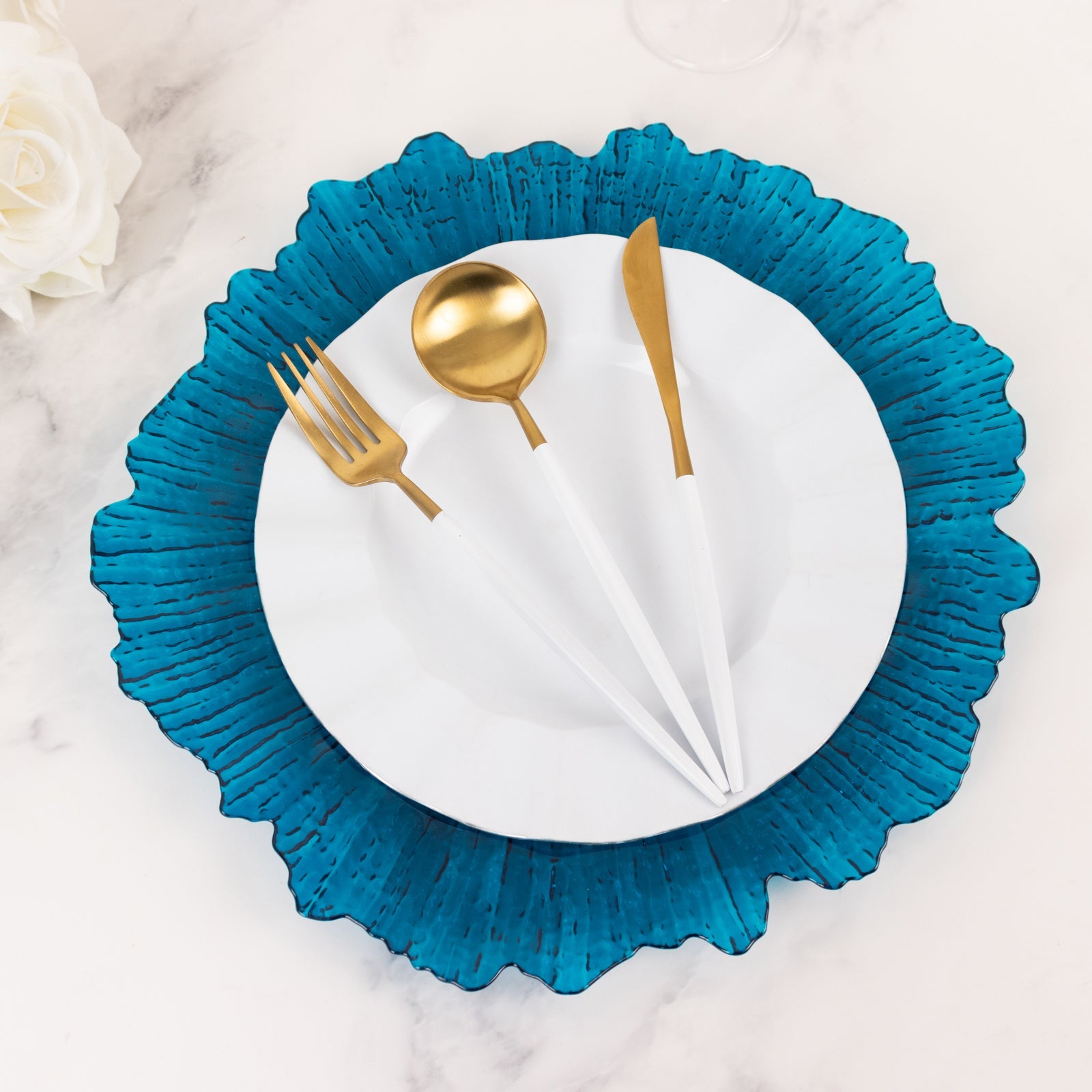 Hot Sale! 6-Pack 13-Inch Transparent Navy Blue Round Acrylic Plastic Dinner Charger Plates with Reef Design